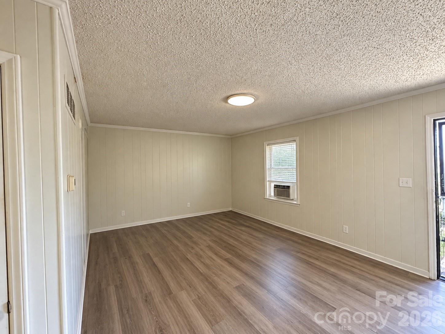 595 Betty Street Property Photo 15