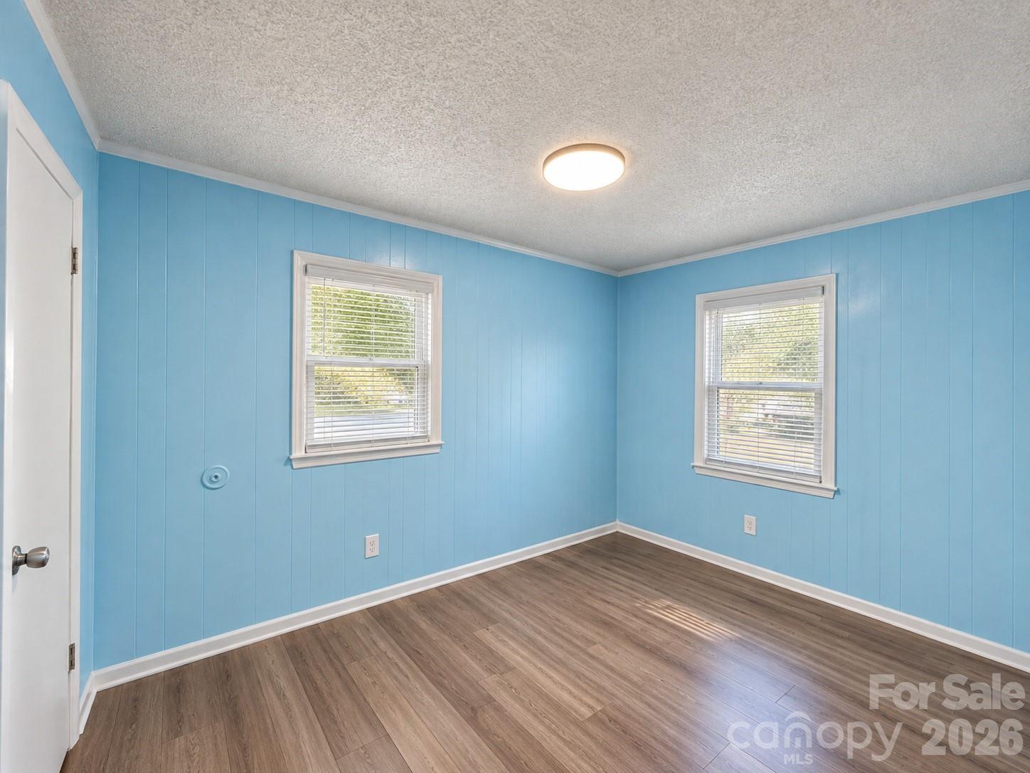 595 Betty Street Property Photo 22