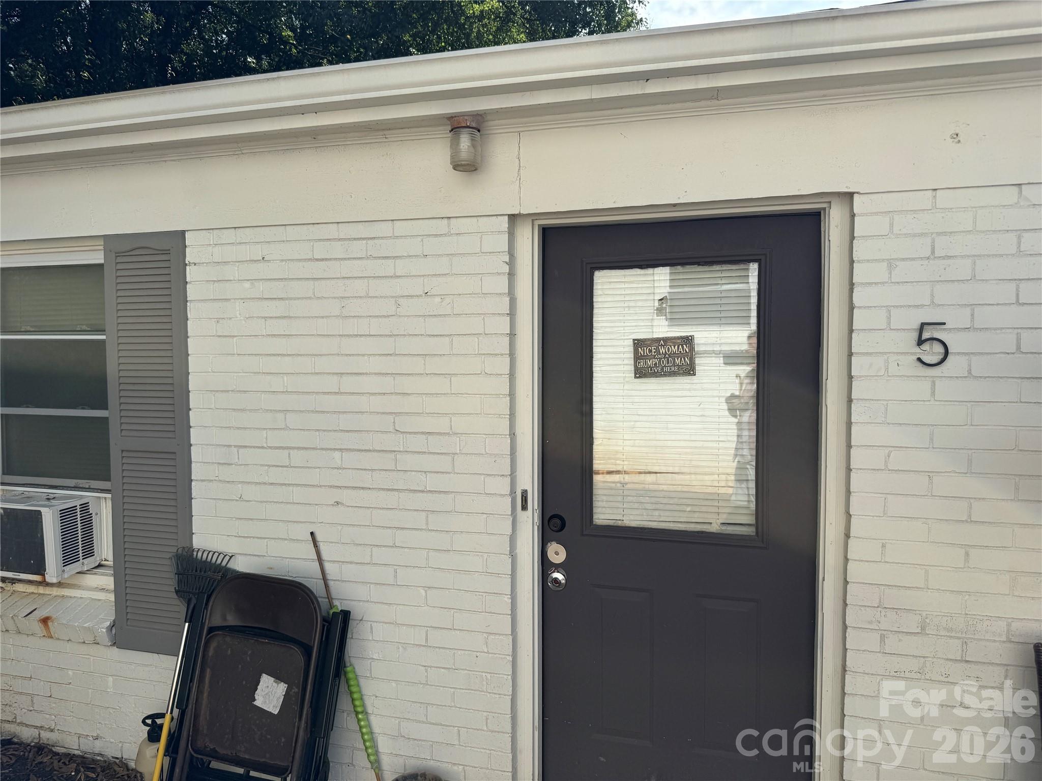 595 Betty Street Property Photo 23