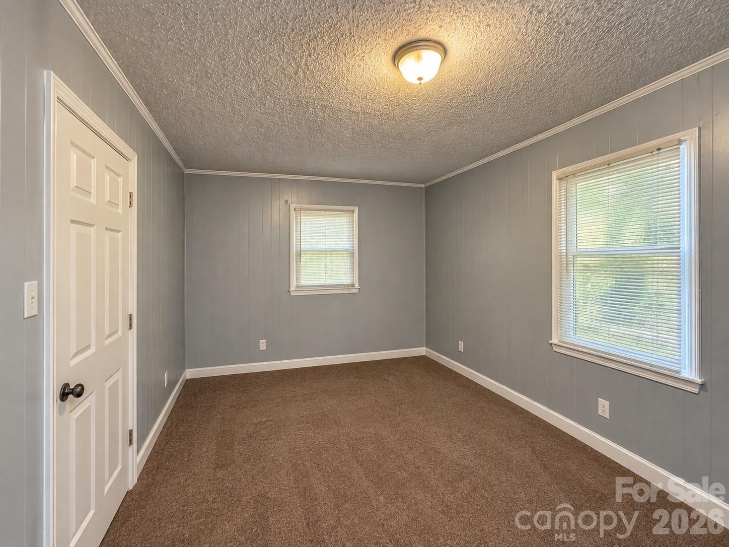 595 Betty Street Property Photo 26
