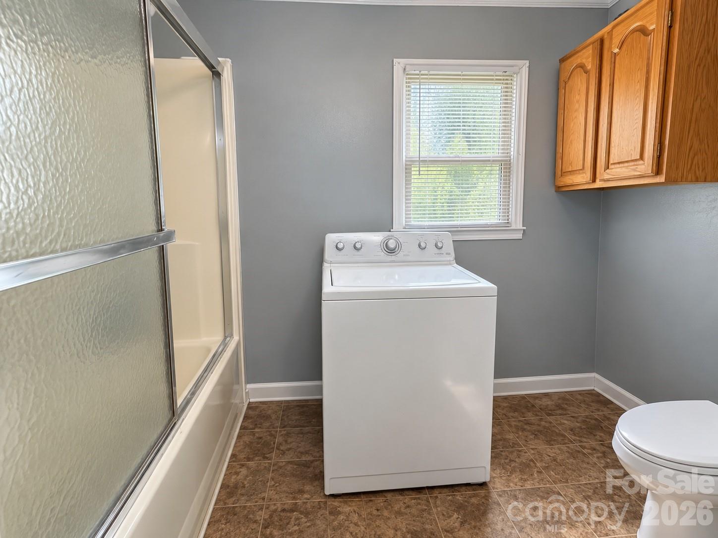 595 Betty Street Property Photo 27