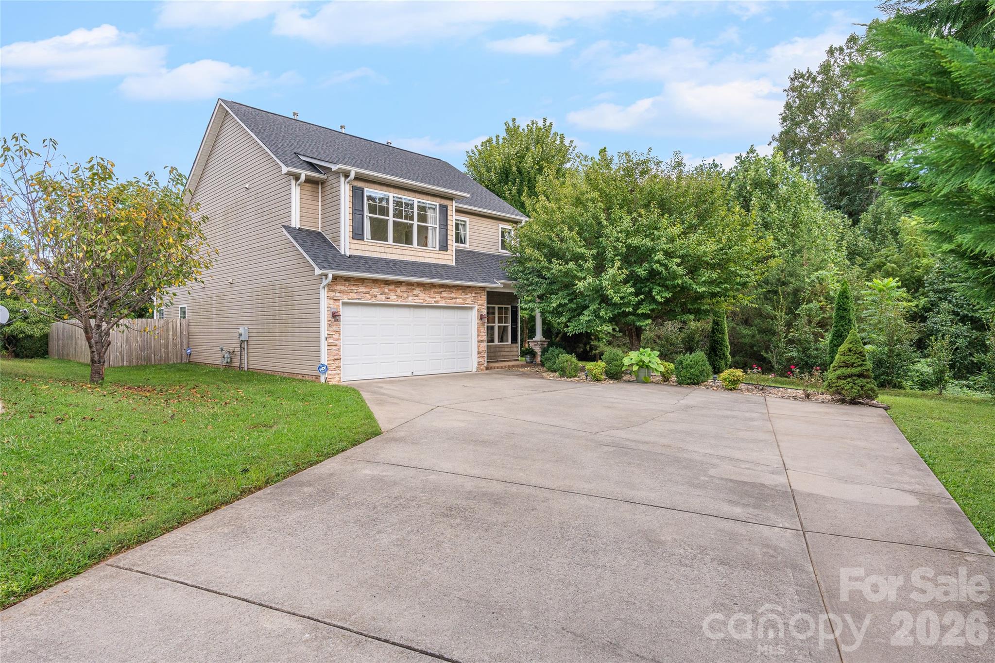 16 Holmes Lane Property Photo 2