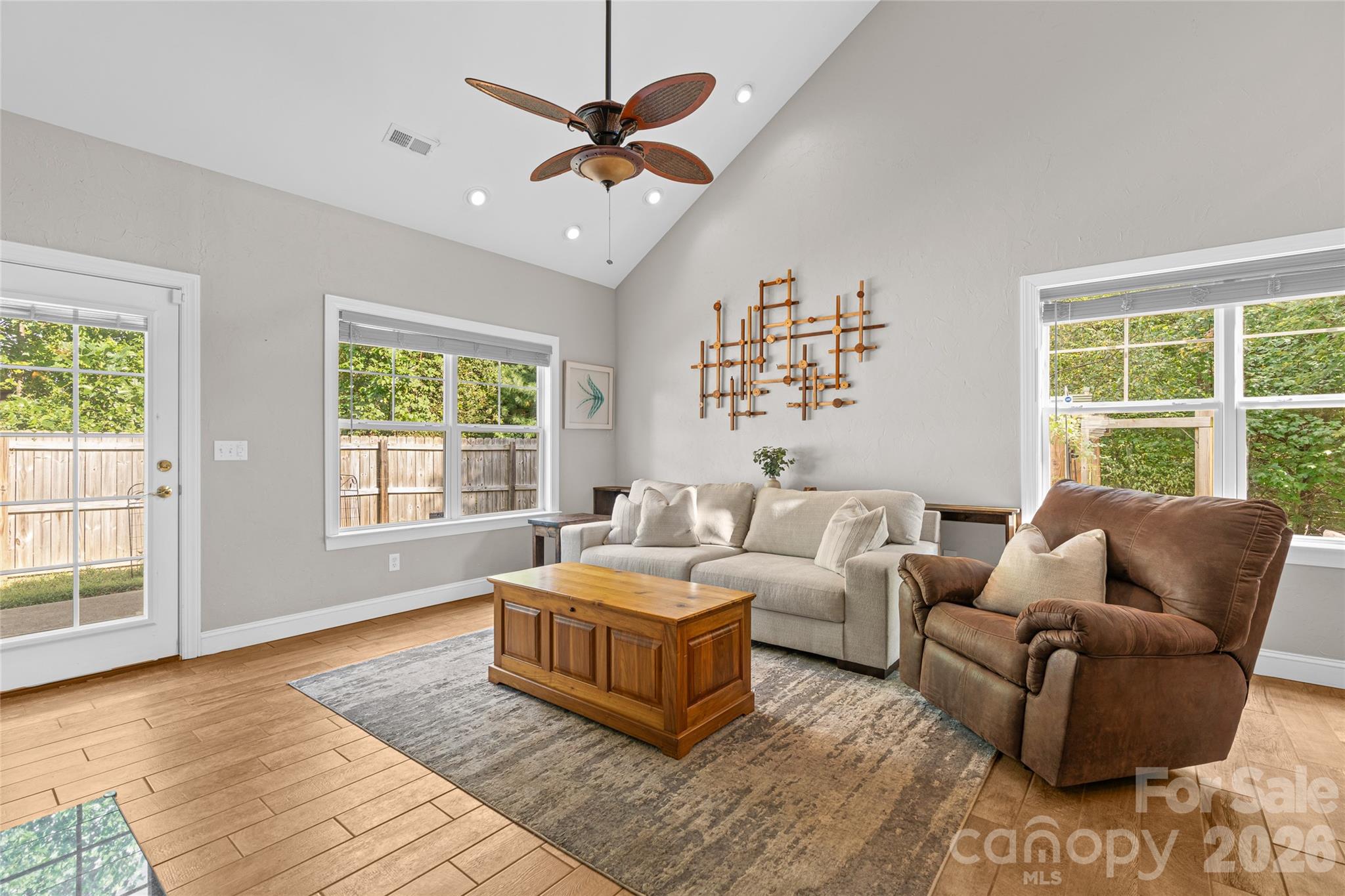 16 Holmes Lane Property Photo 7