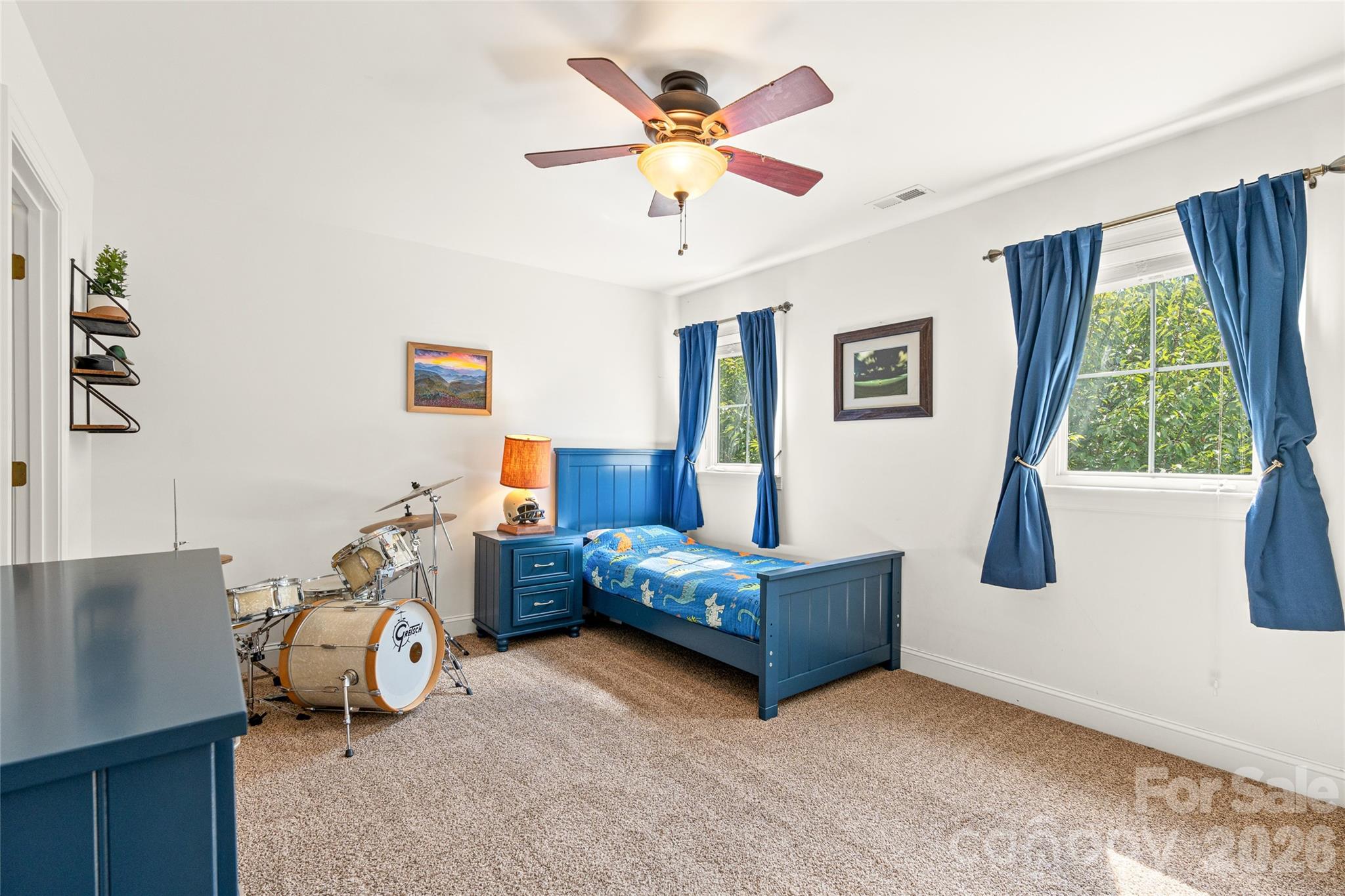 16 Holmes Lane Property Photo 30