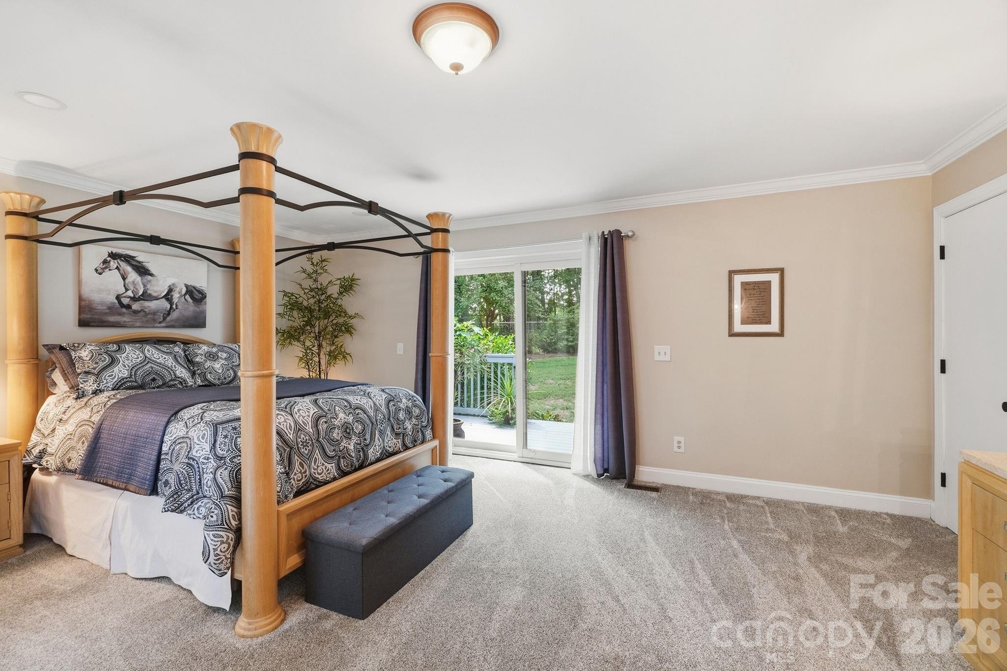 211 Lamplighter Lane Property Photo 15