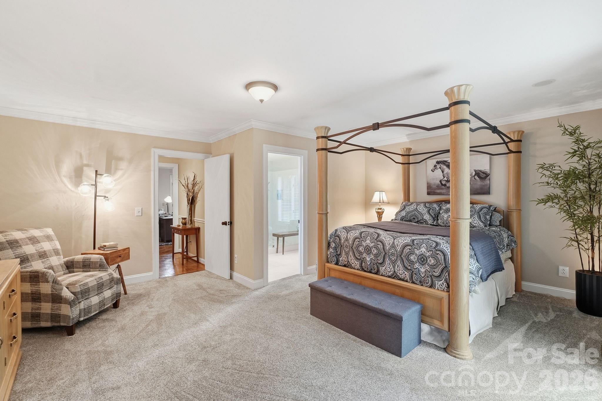 211 Lamplighter Lane Property Photo 16
