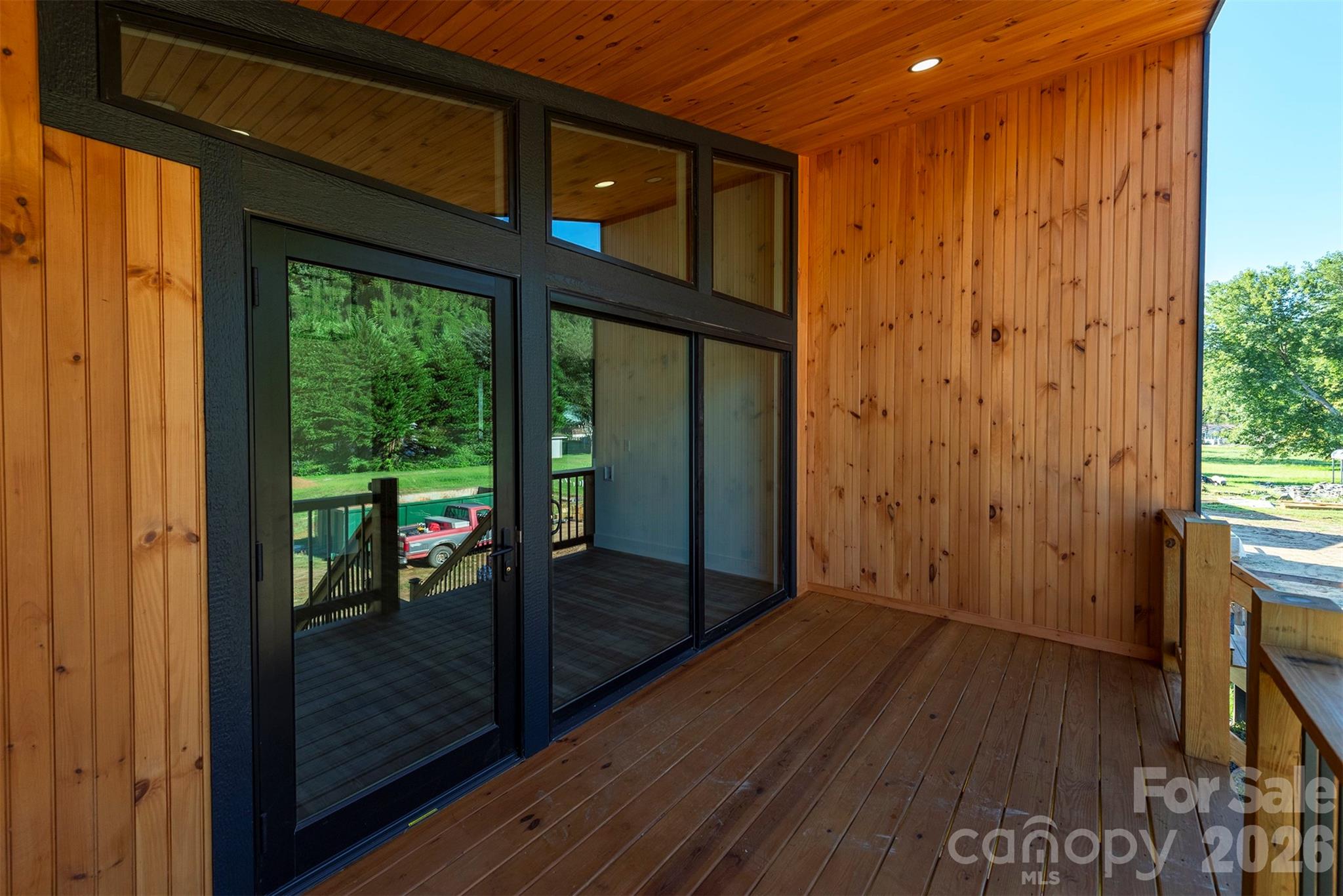 73 W Mitchell Street Property Photo 16