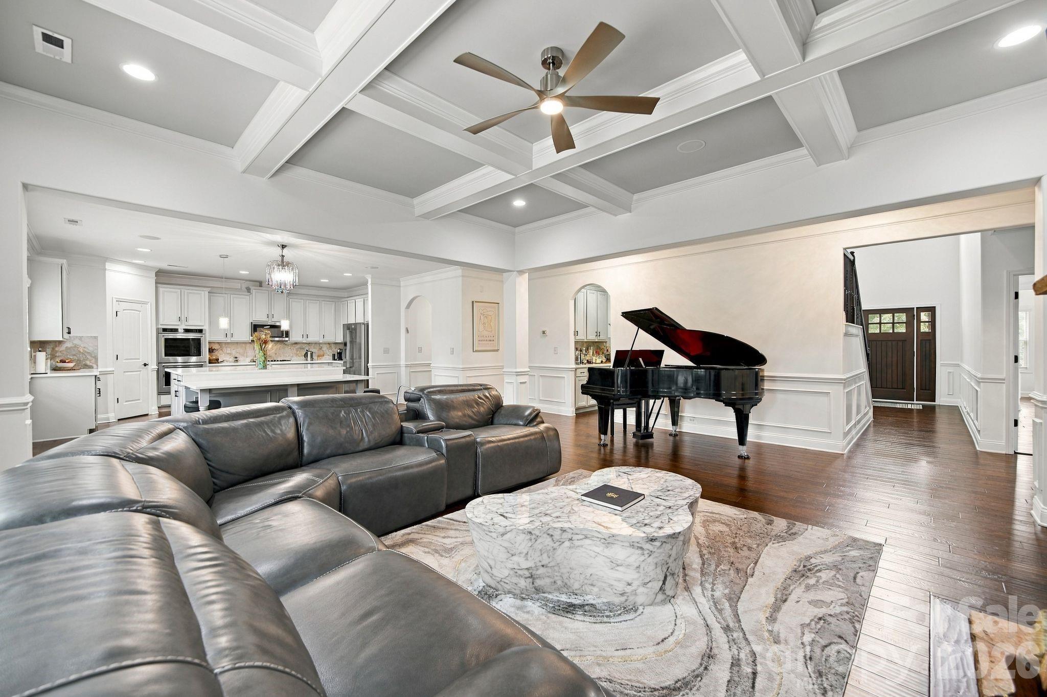 13411 Crystal Springs Drive Property Photo 8