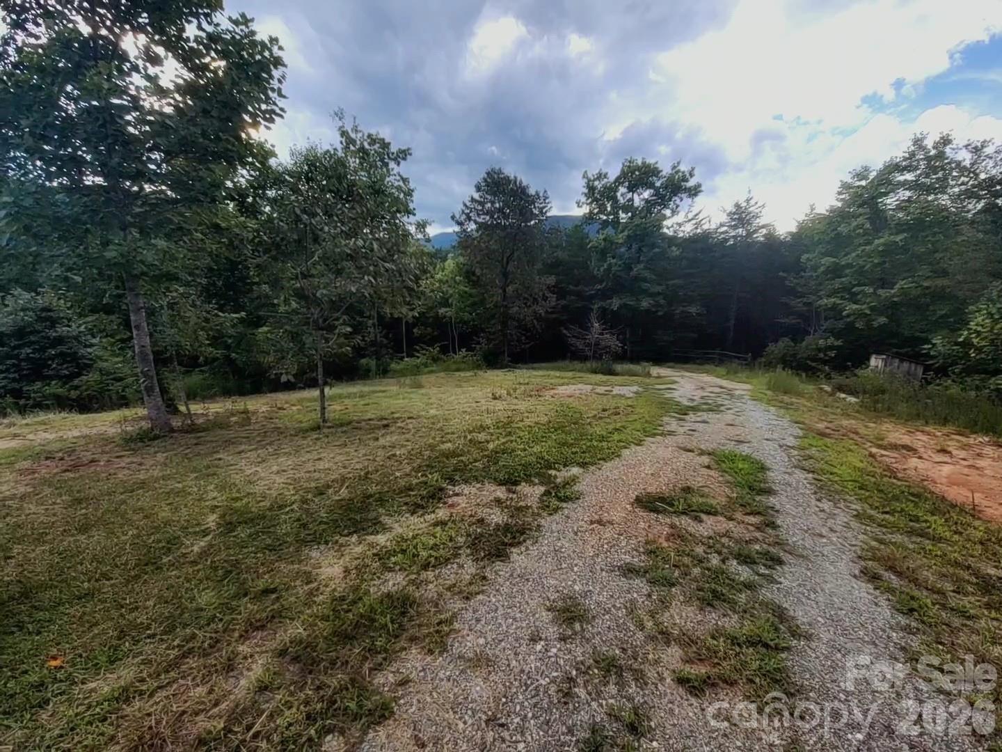 1318 Laughter Road Property Photo 5