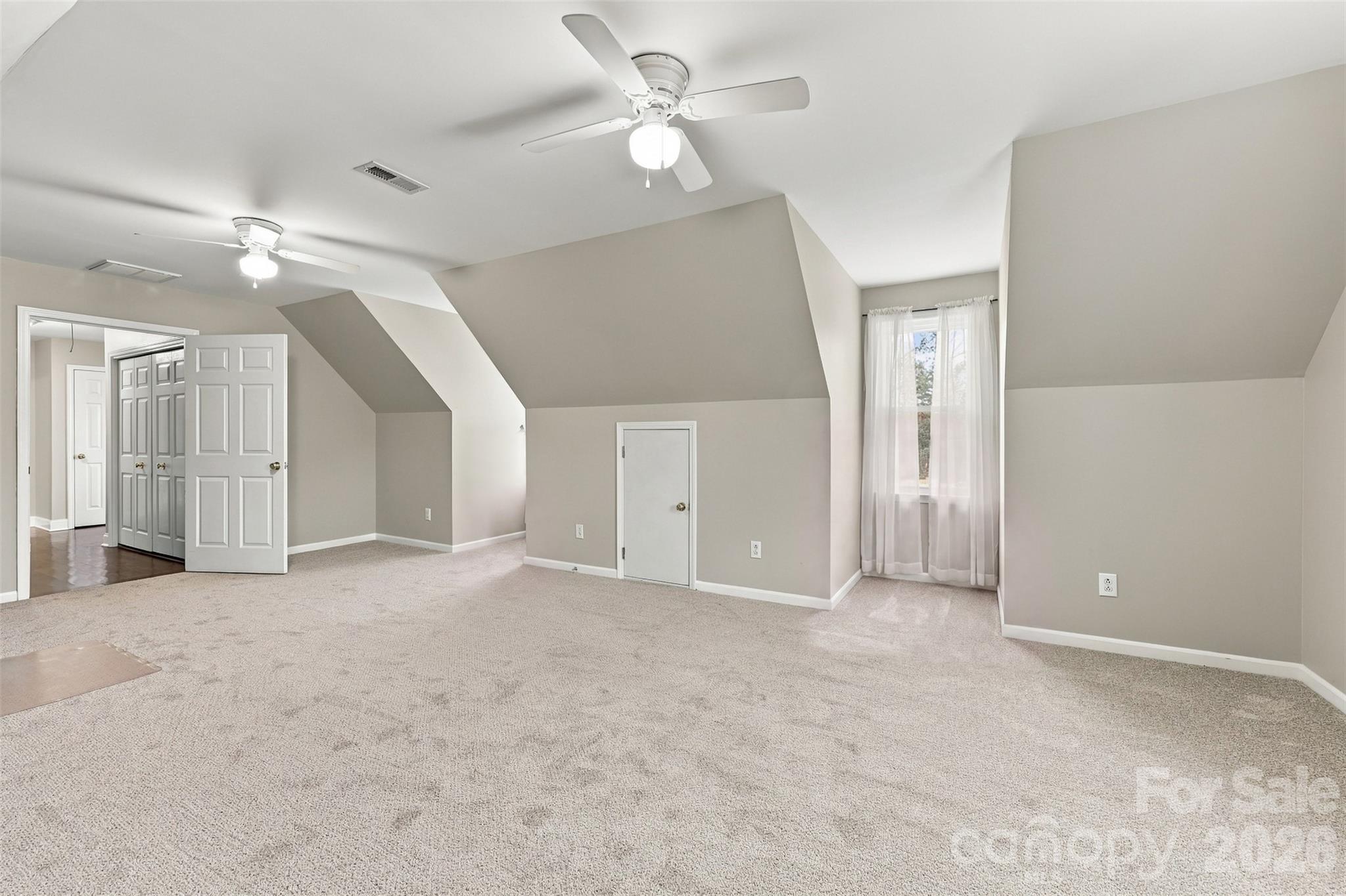 104 Felix Lane Property Photo 34