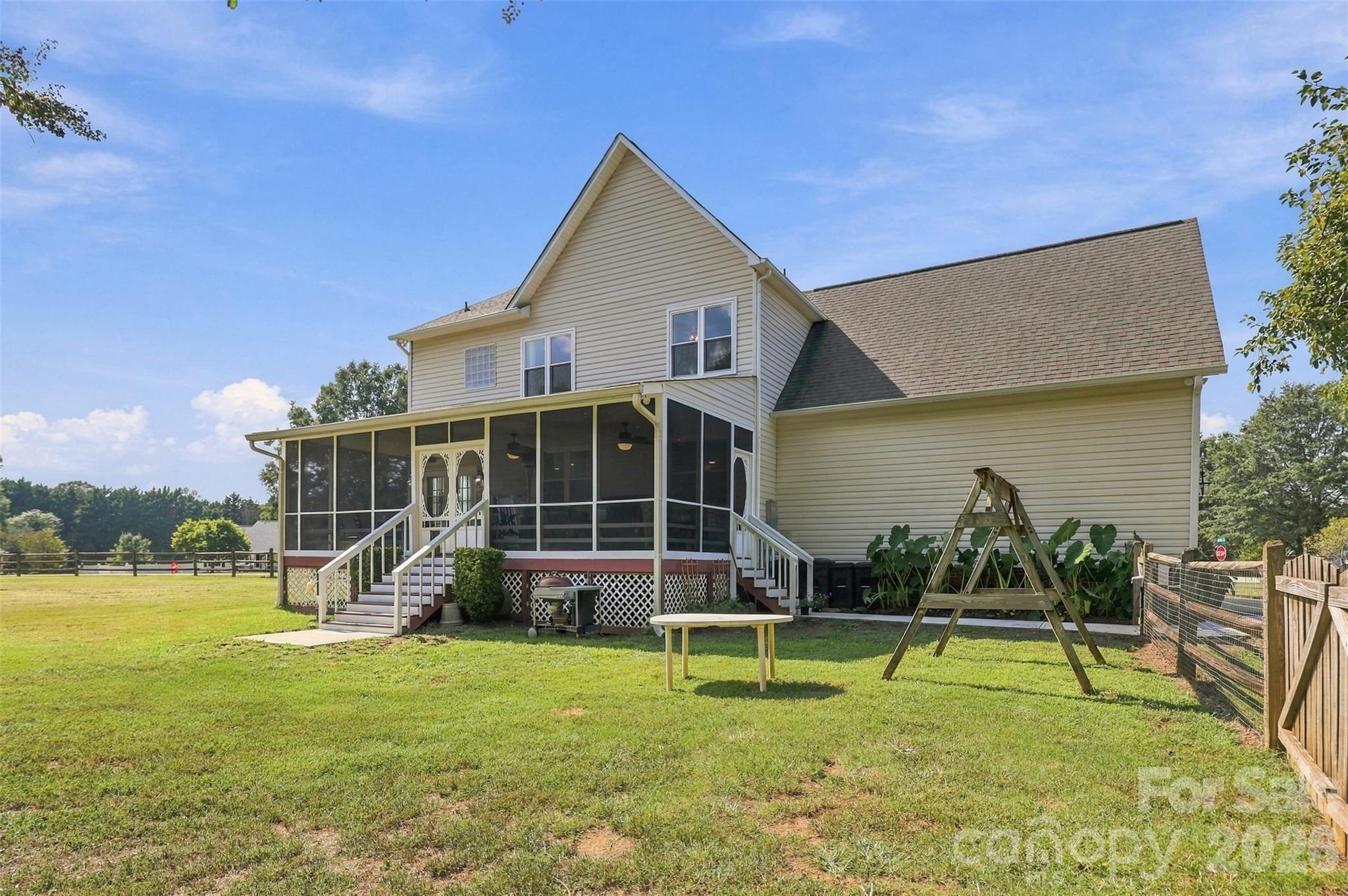 104 Felix Lane Property Photo 39