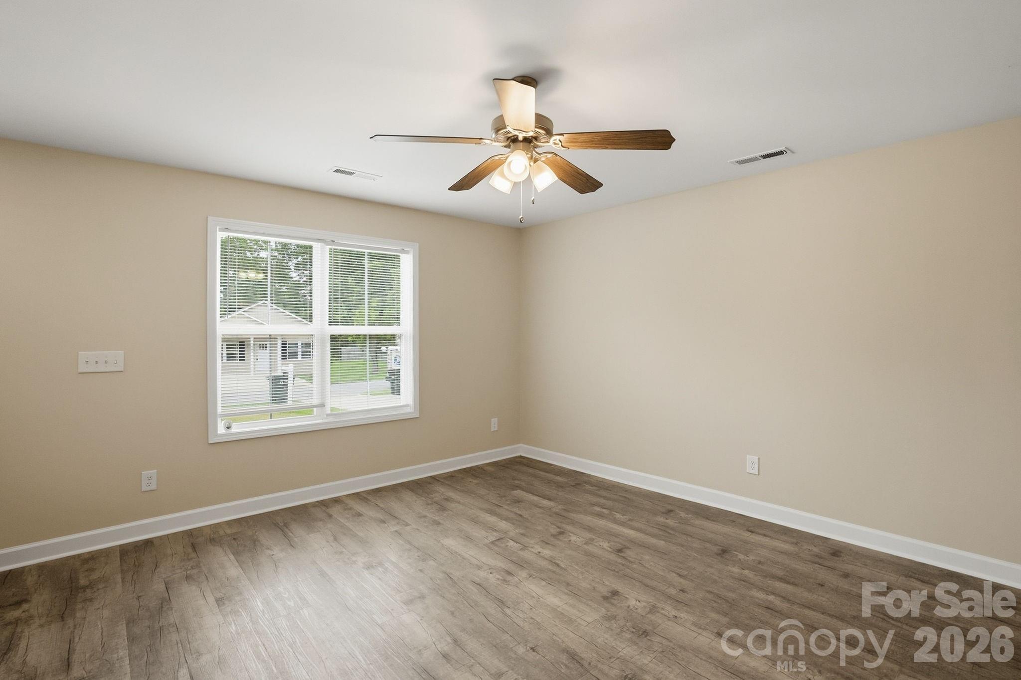 2955 Amay James Avenue Property Photo 7