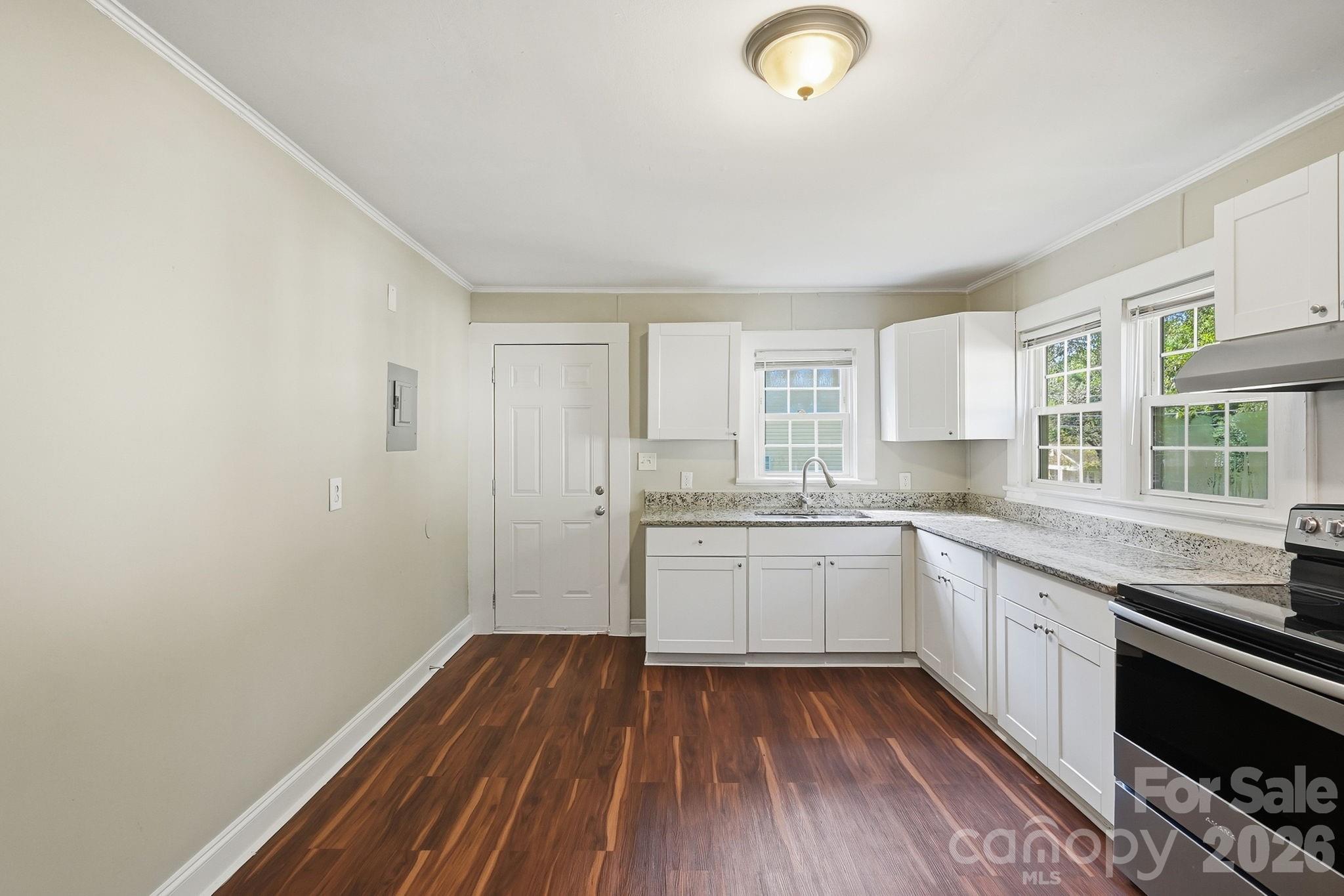 2955 Amay James Avenue Property Photo 19