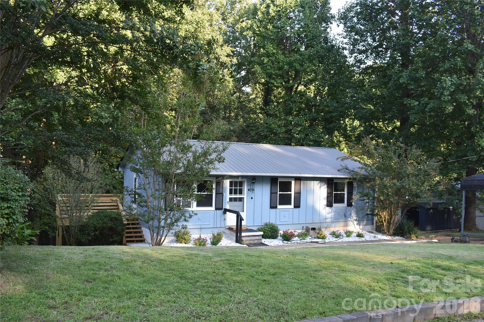 247 Lucky Street Property Photo 1