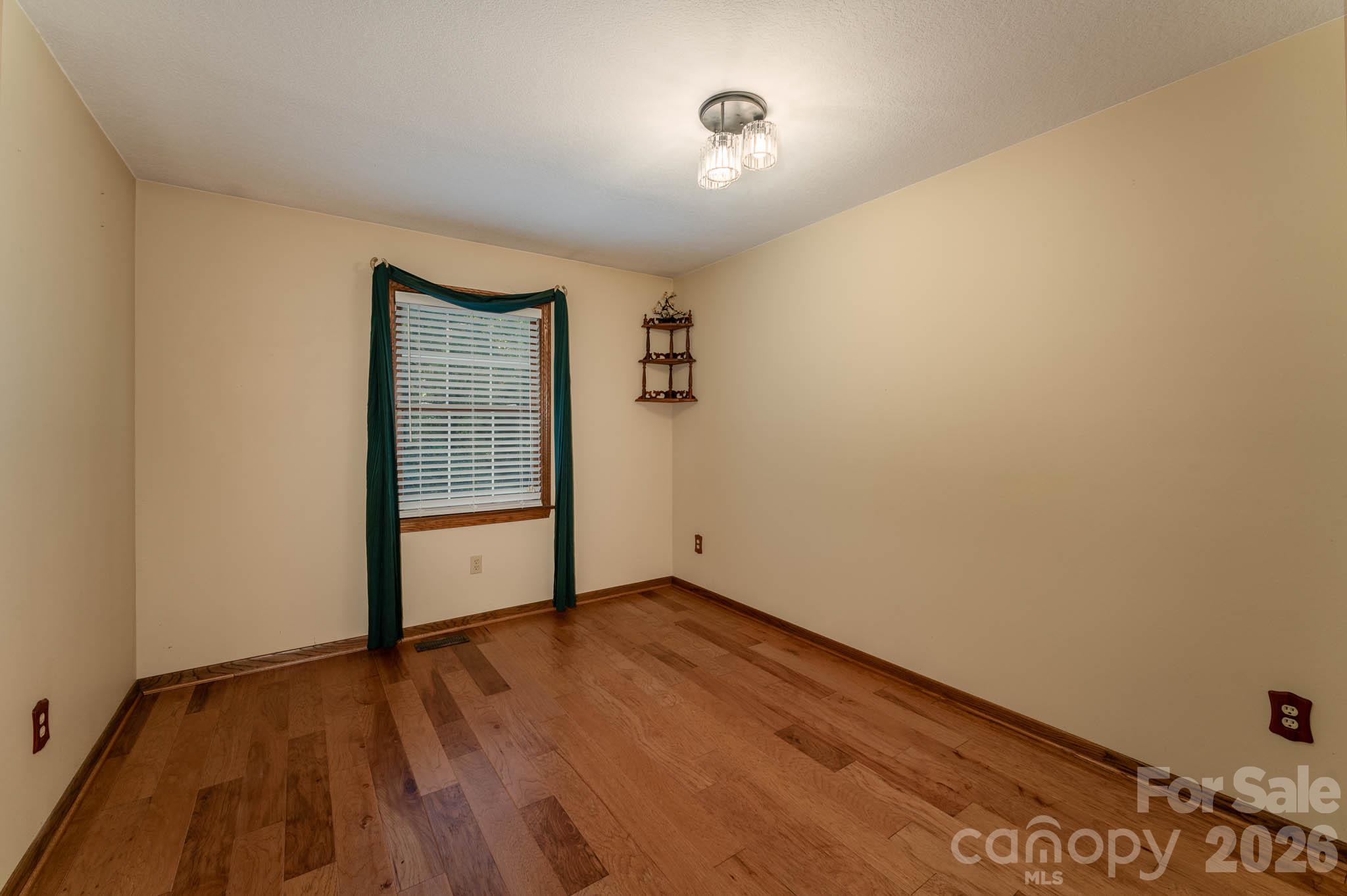 2008 Deep Woods Drive Property Photo 14