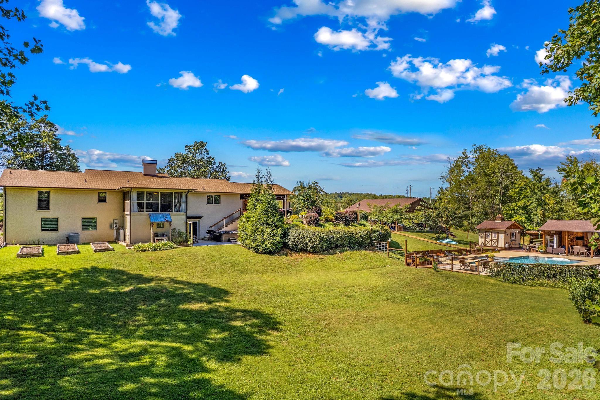 2361 Kennedy Road Property Photo 27