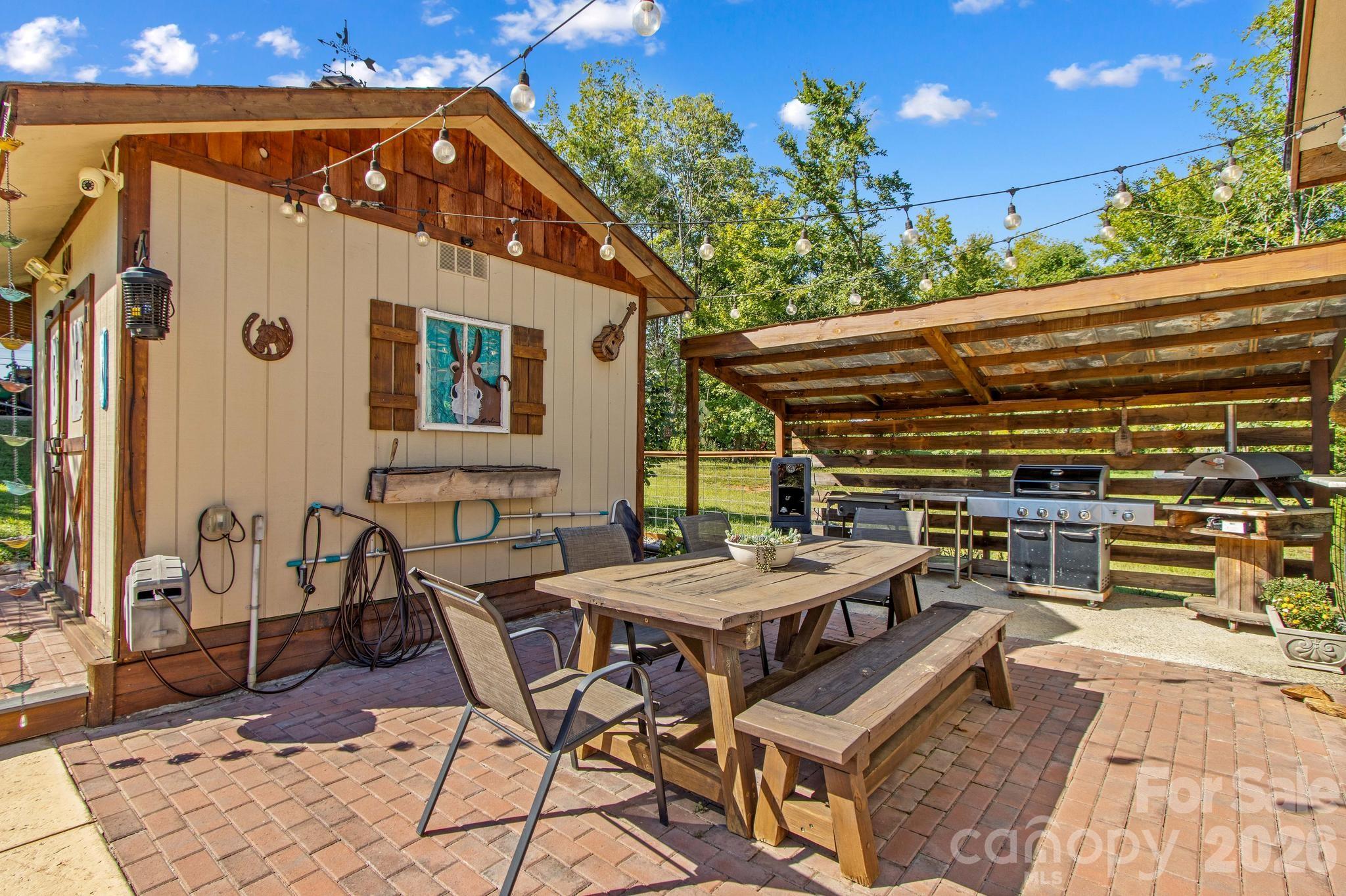 2361 Kennedy Road Property Photo 35