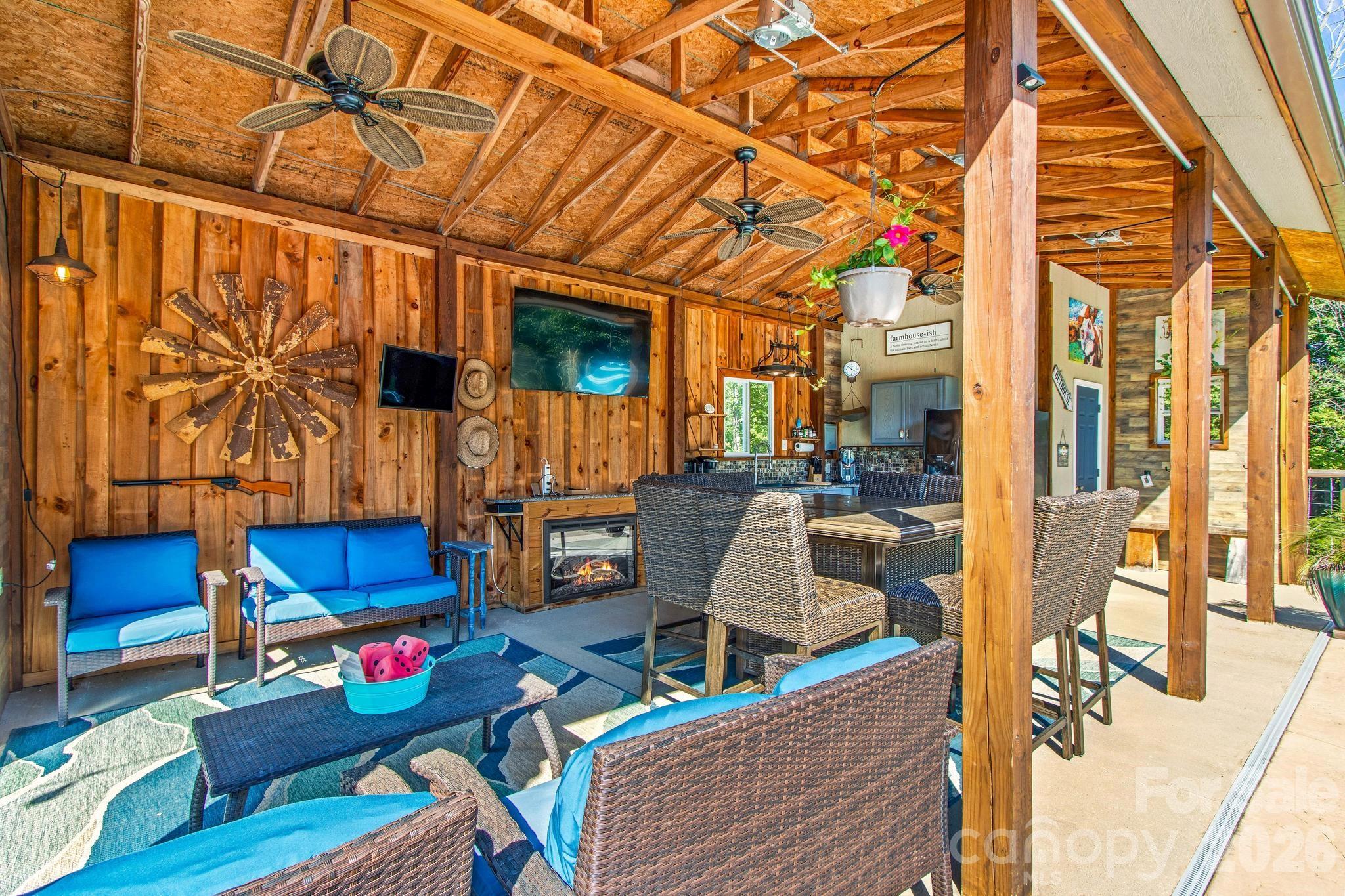2361 Kennedy Road Property Photo 36