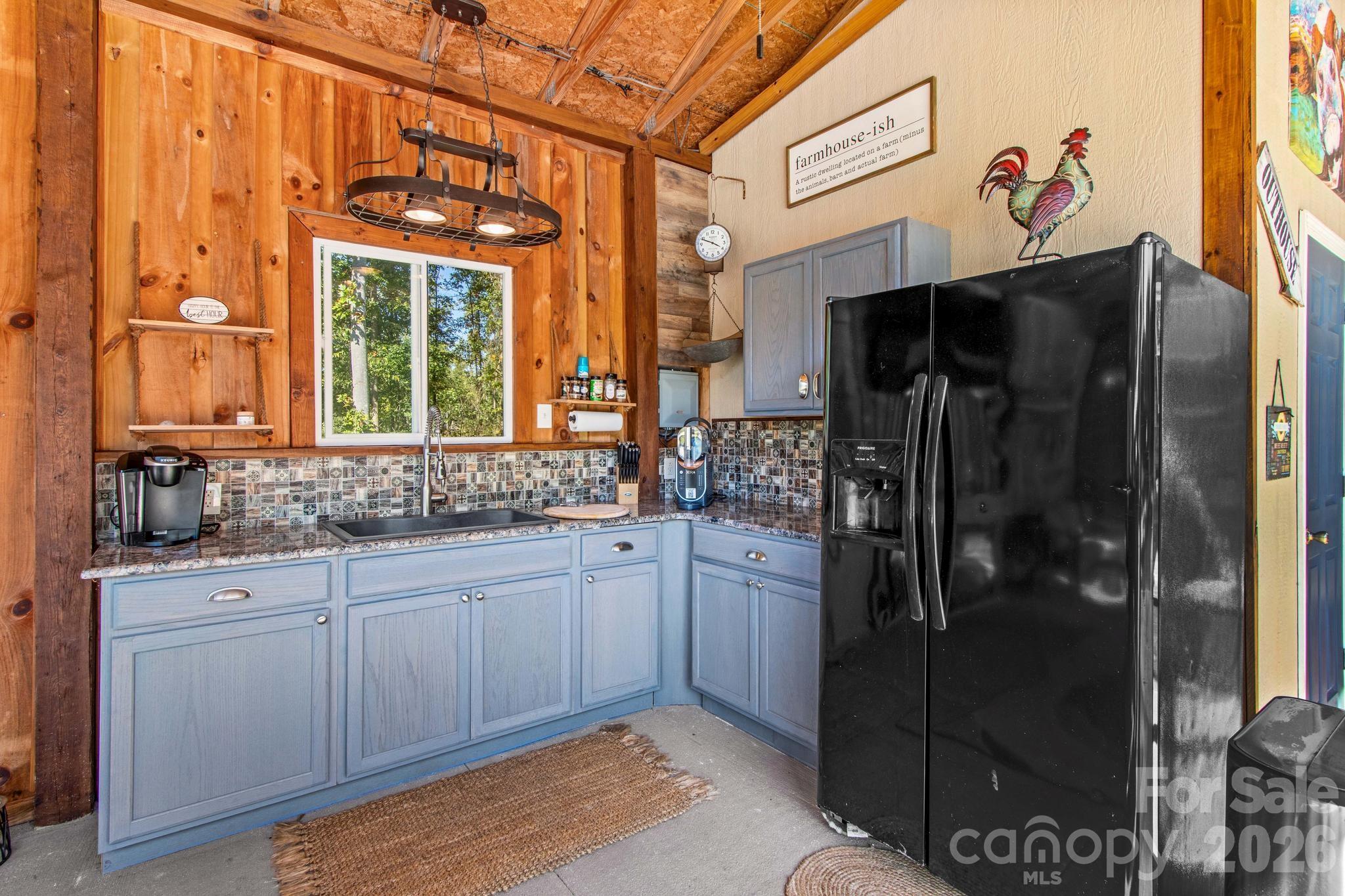 2361 Kennedy Road Property Photo 38