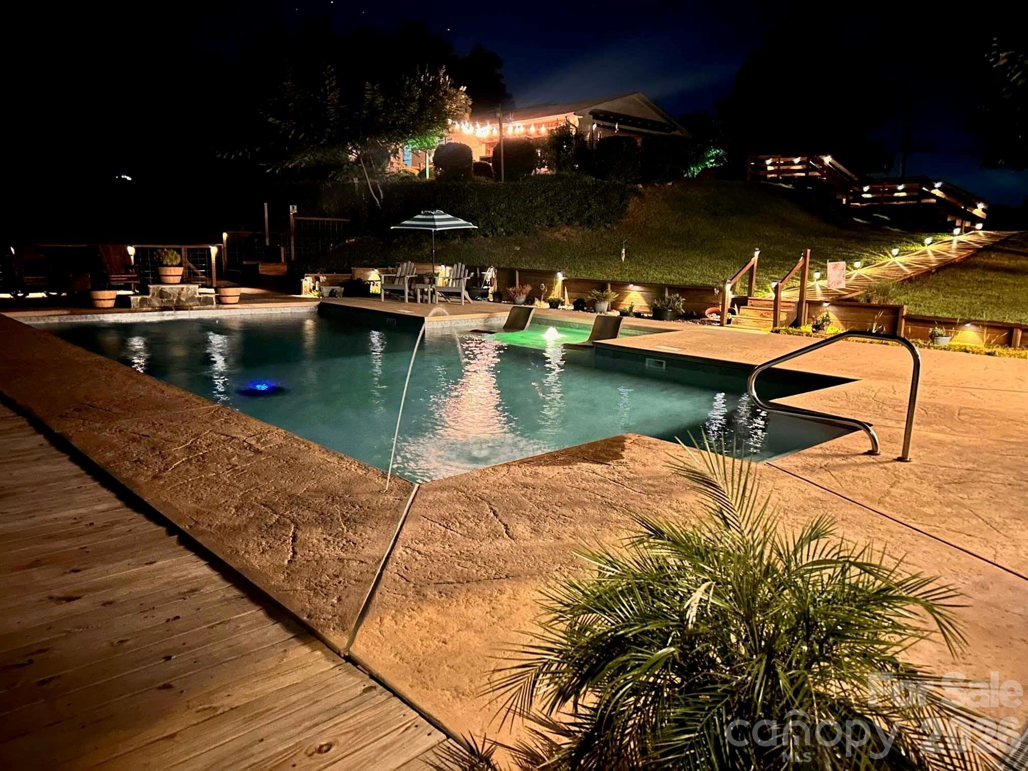 2361 Kennedy Road Property Photo 41
