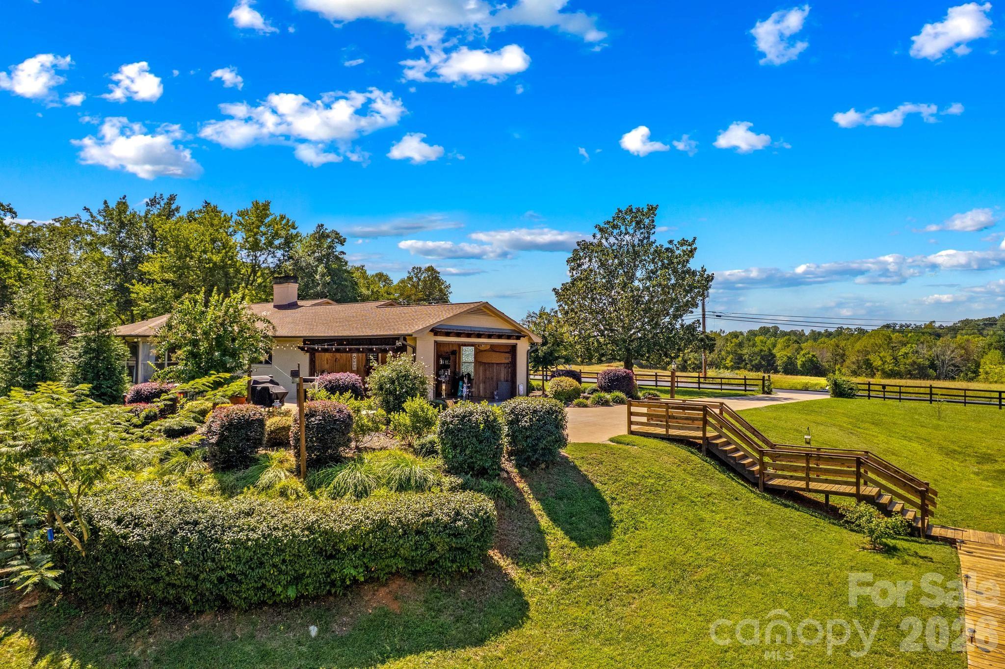 2361 Kennedy Road Property Photo 44