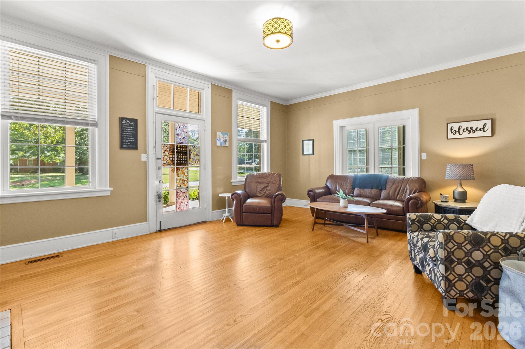 2510 Shelton Avenue Property Photo 6