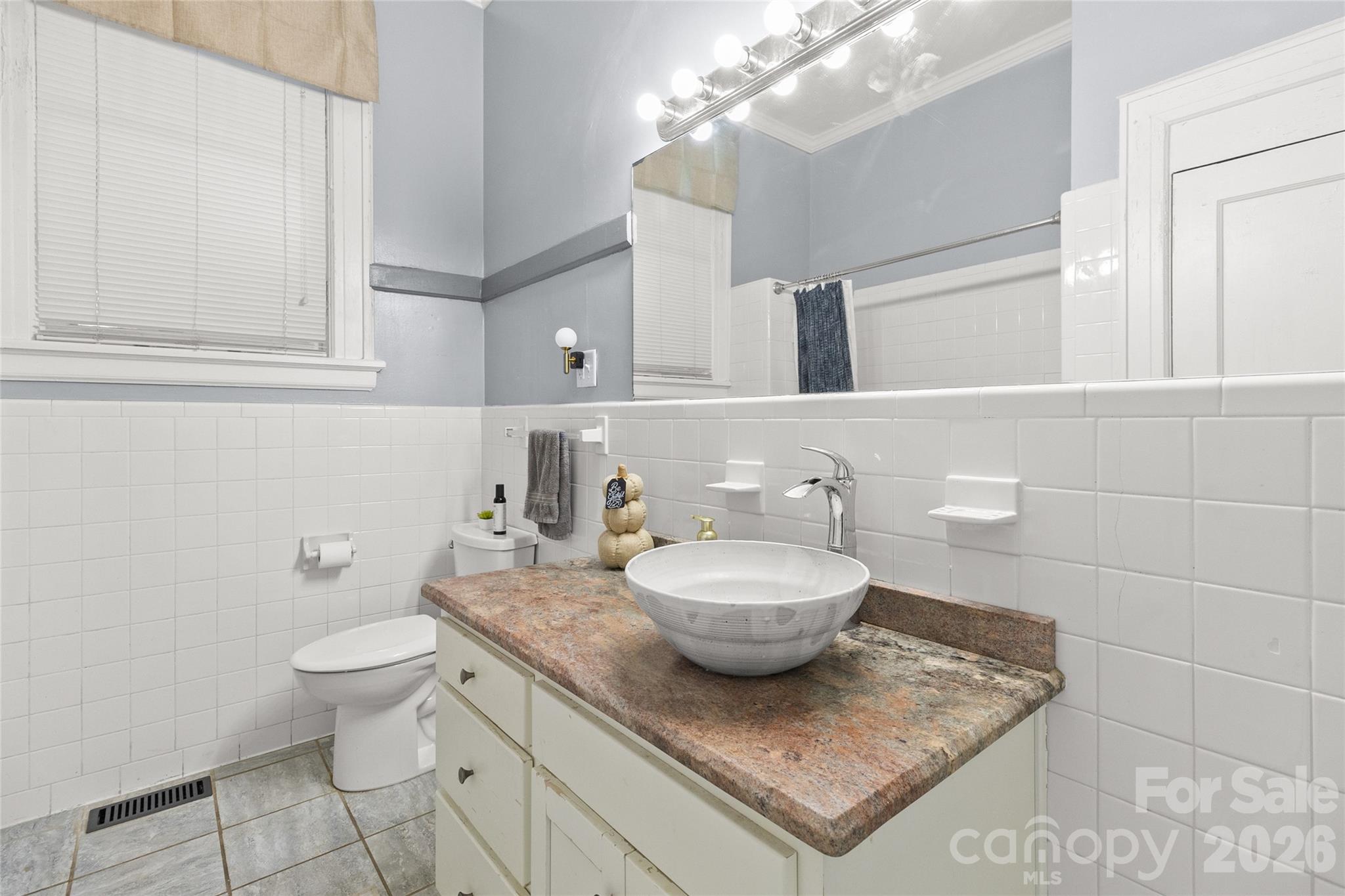 2510 Shelton Avenue Property Photo 23