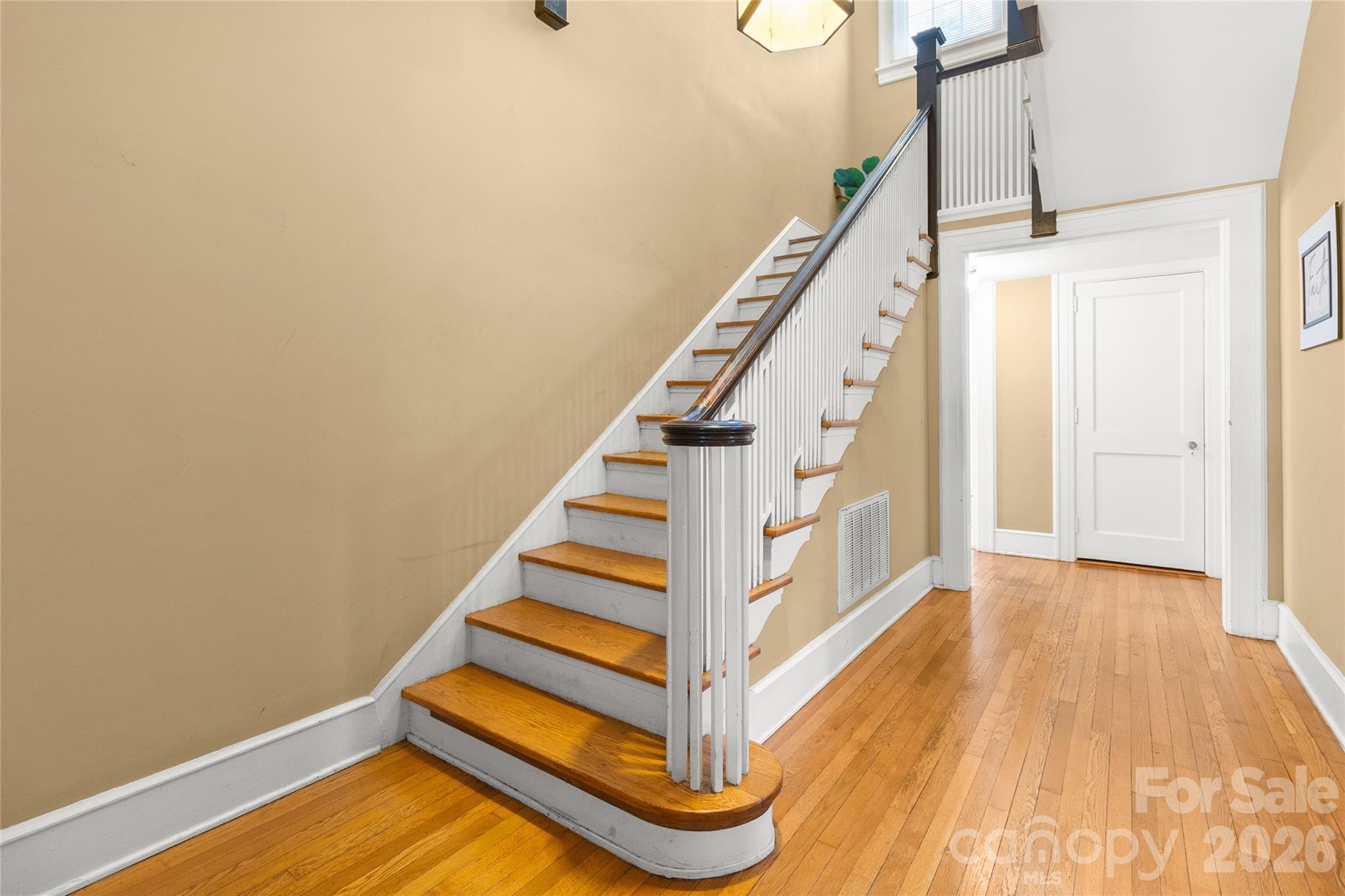 2510 Shelton Avenue Property Photo 25