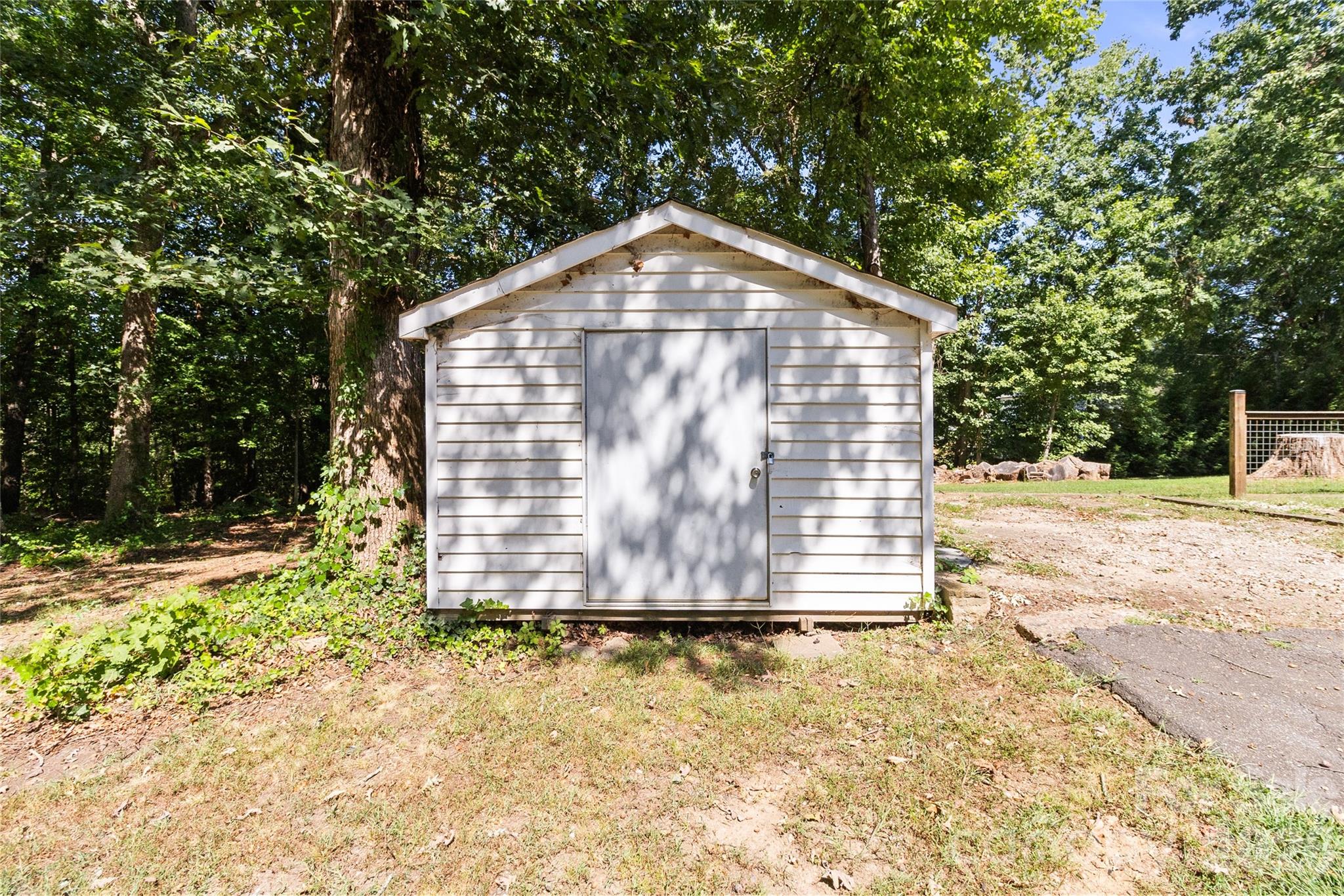 2510 Shelton Avenue Property Photo 48