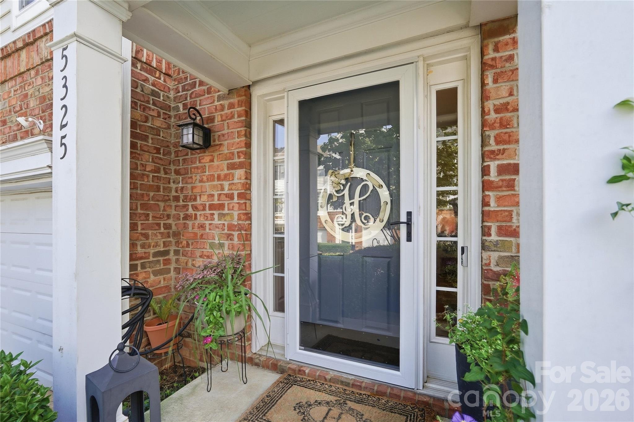 5325 Dockery Drive Property Photo 4