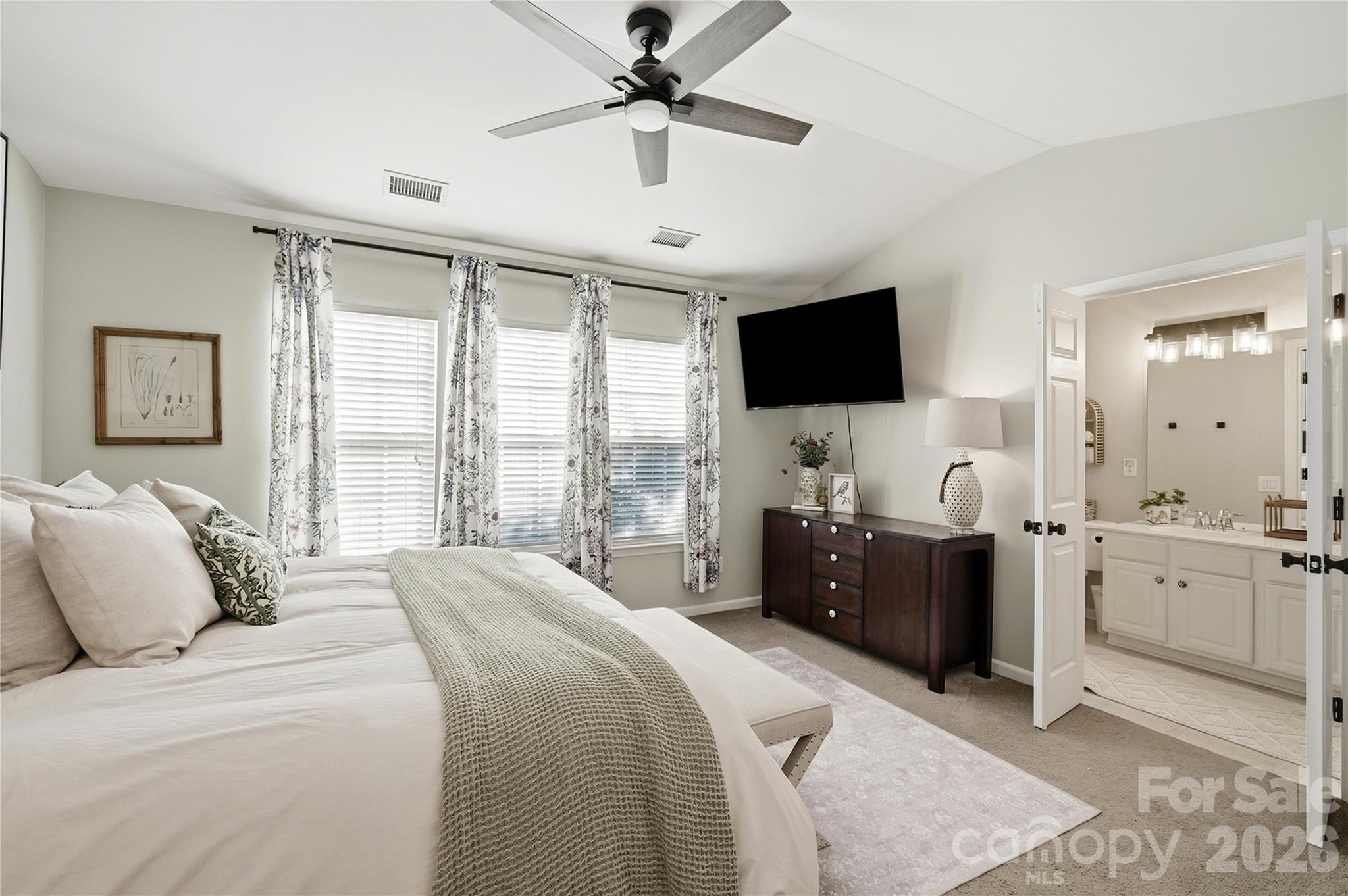 5325 Dockery Drive Property Photo 30
