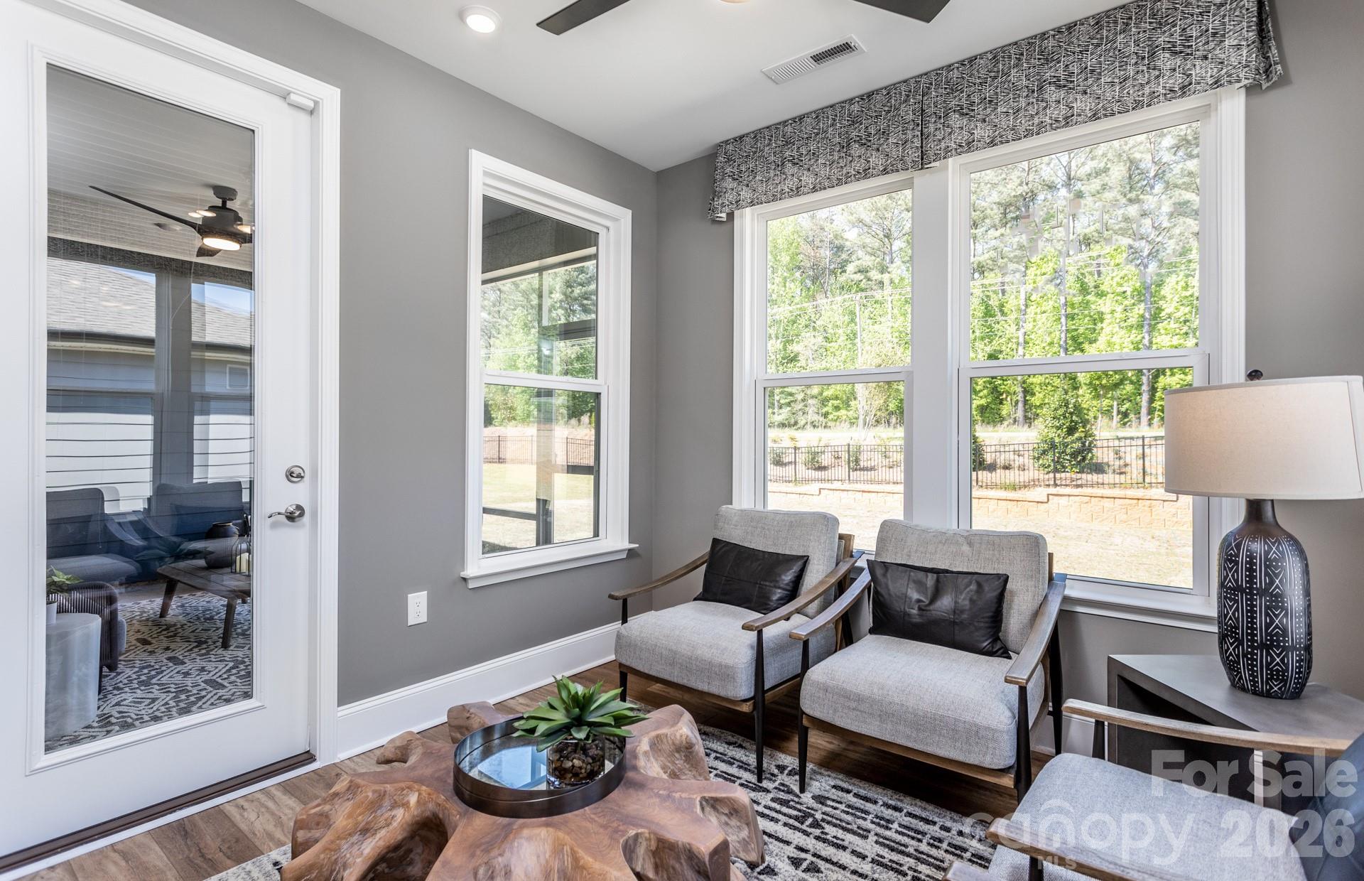 7552 Pedigree Circle Property Photo 1