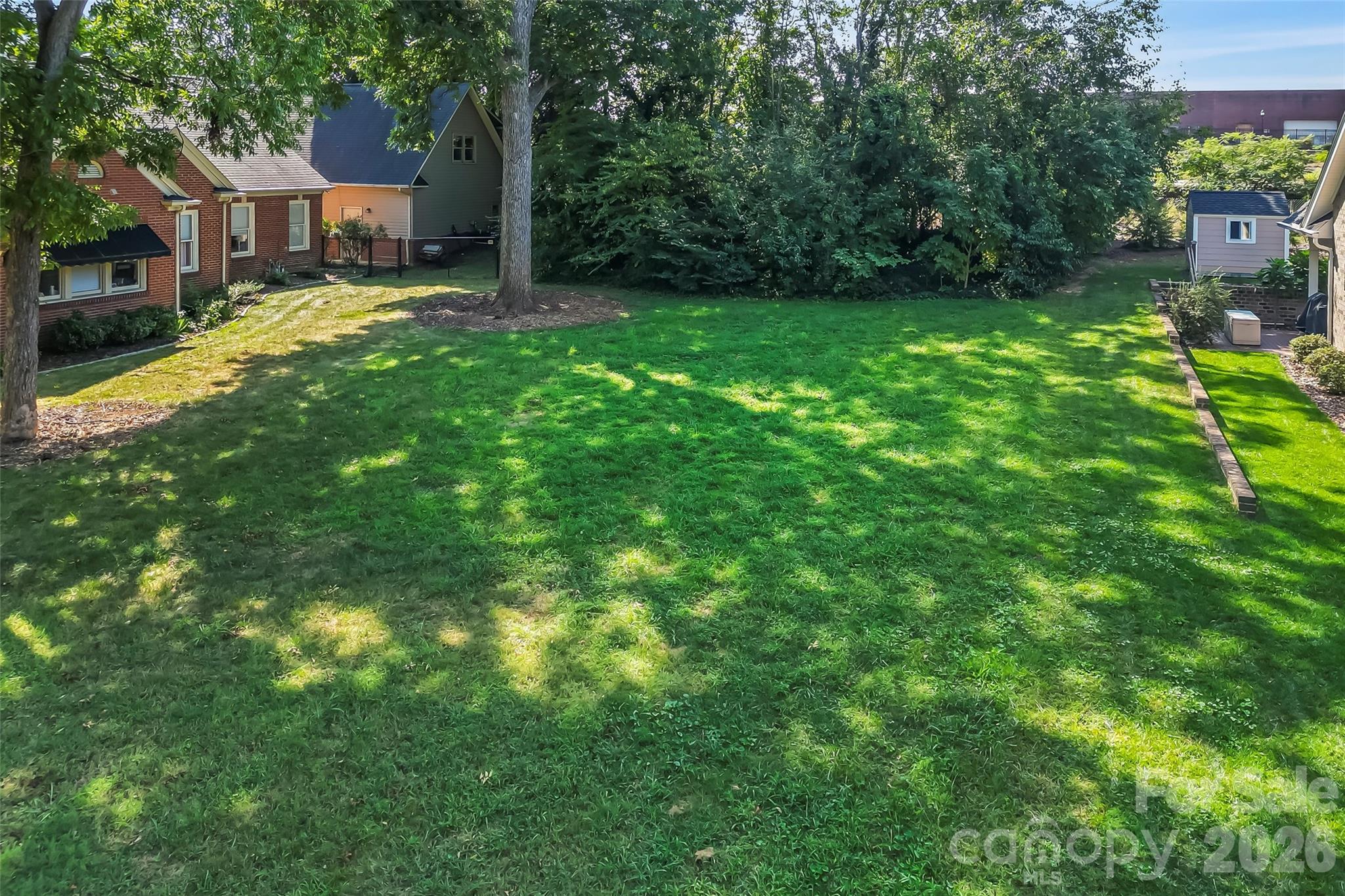 521 1st Avenue Property Photo 2