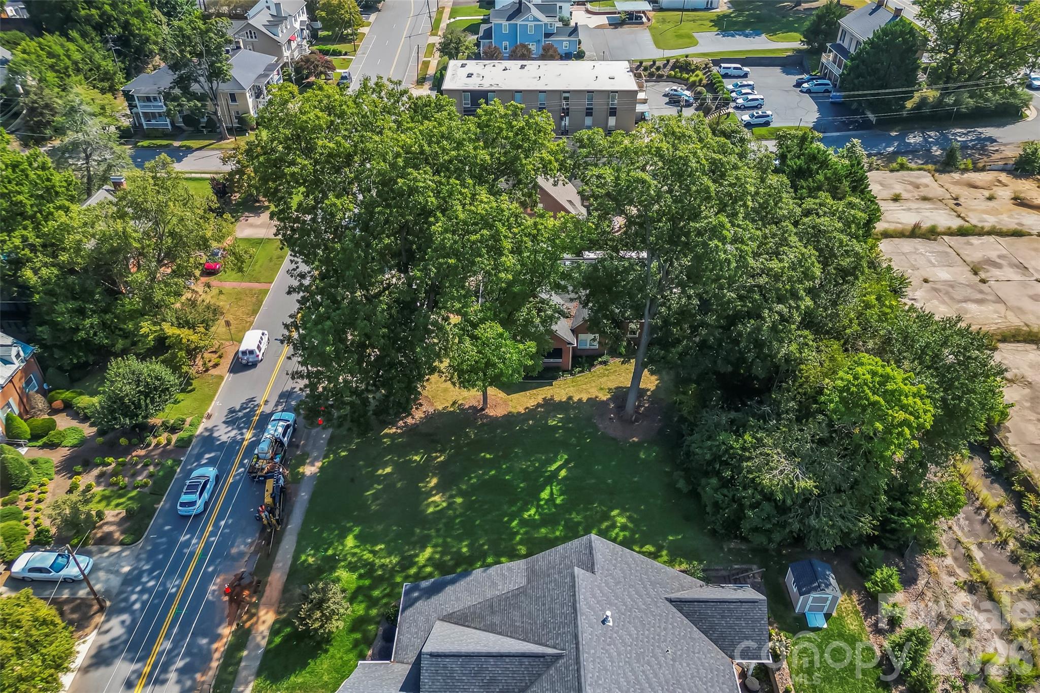 521 1st Avenue Property Photo 7