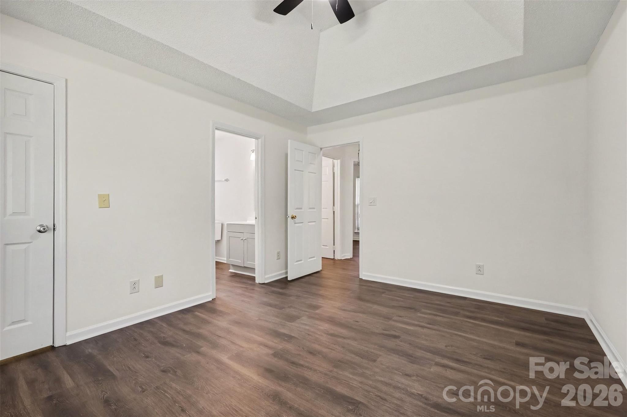 5718 Kirkdale Court Property Photo 20