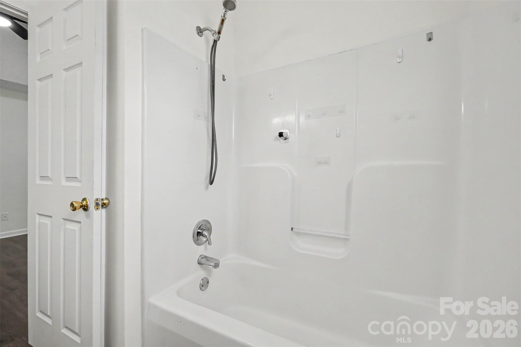 5718 Kirkdale Court Property Photo 22