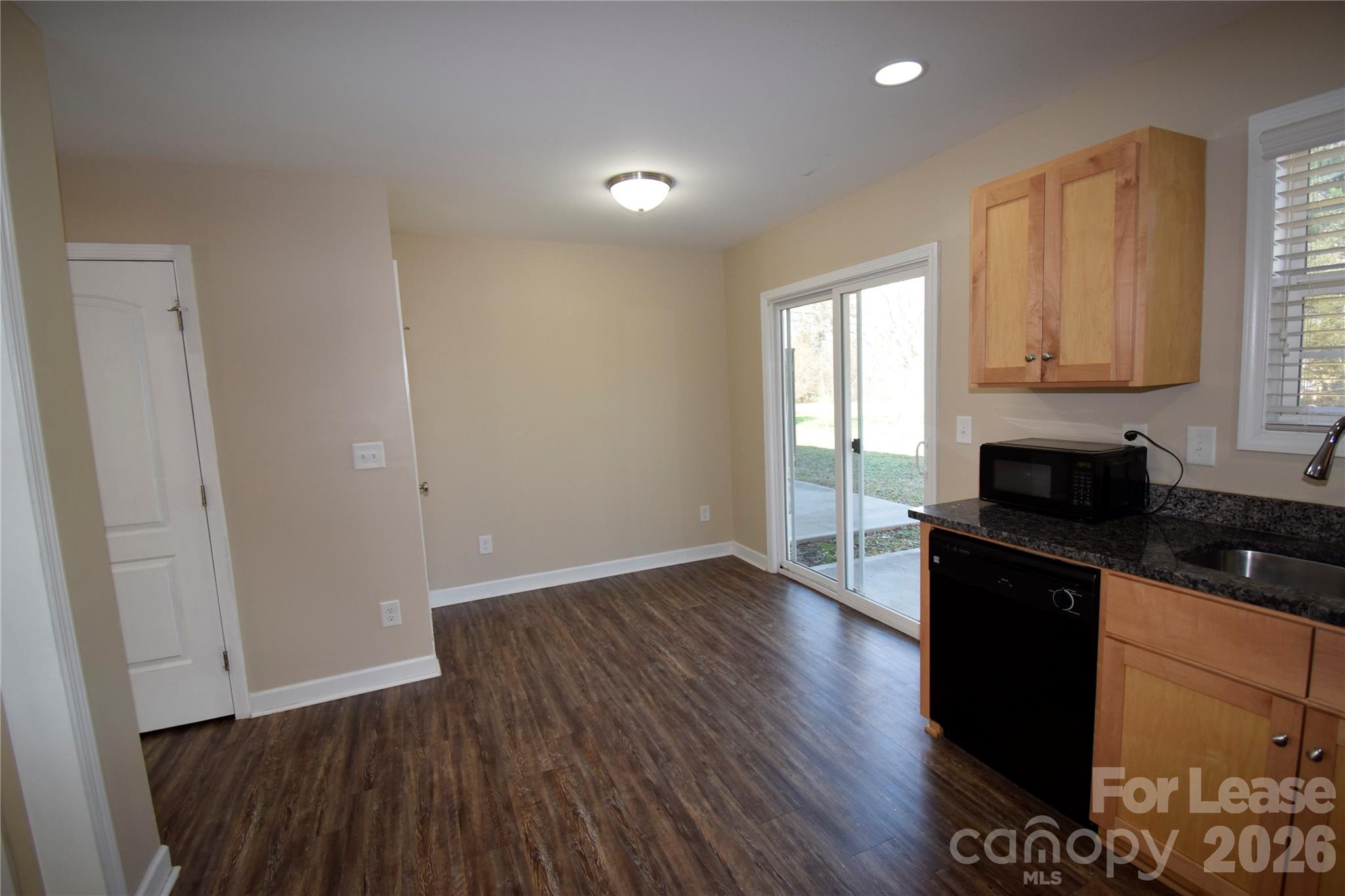 1527 Black Kettle Drive Property Photo 4