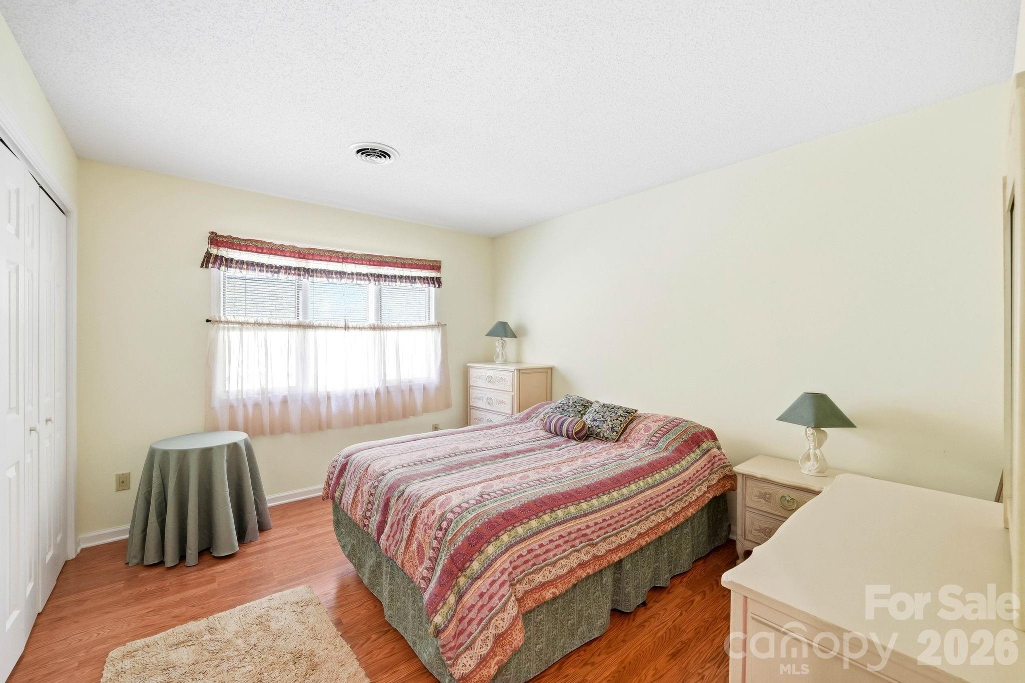 310 Robertson Street Property Photo 21