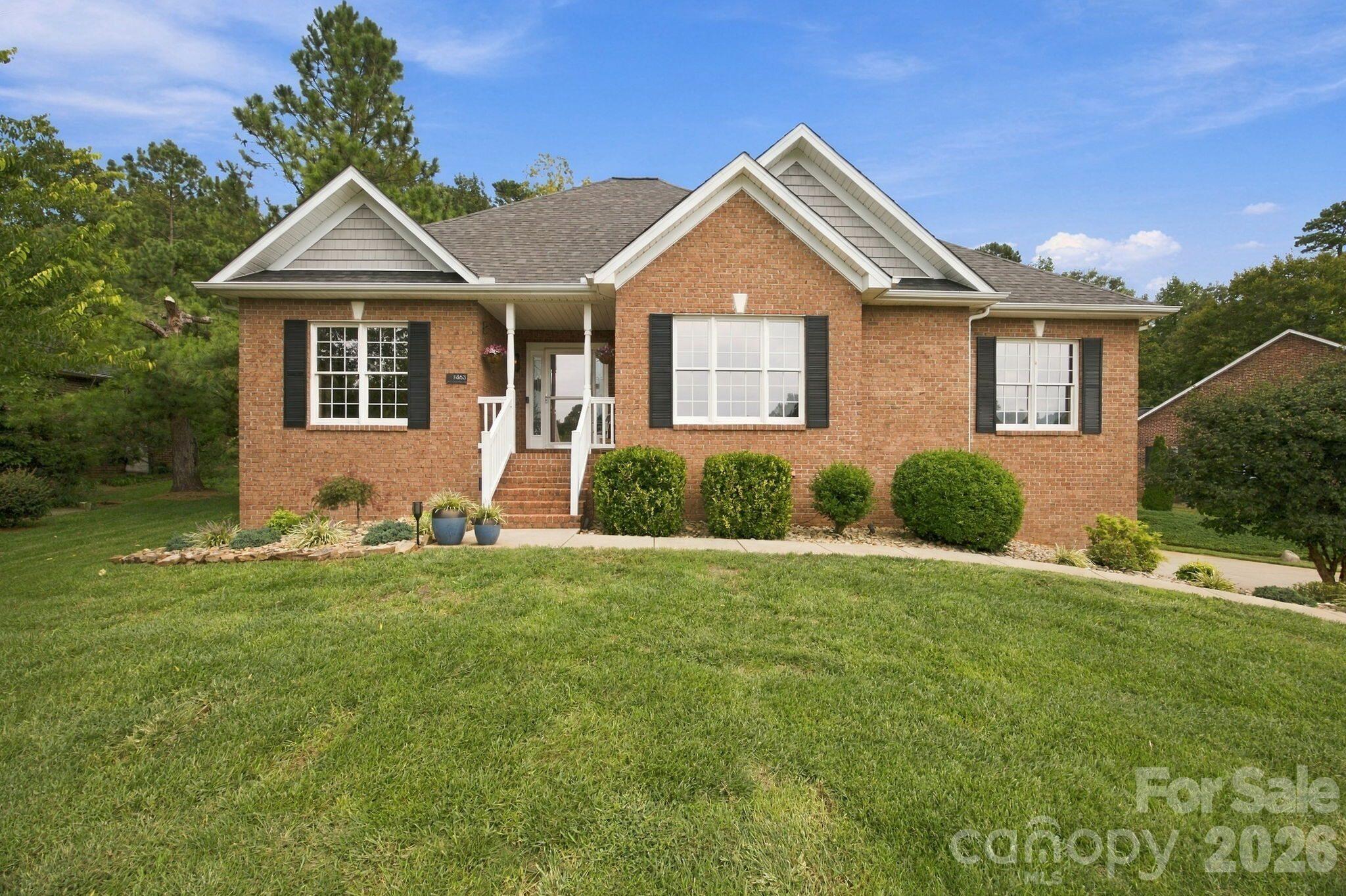 1463 Brookstone Drive Property Photo 1