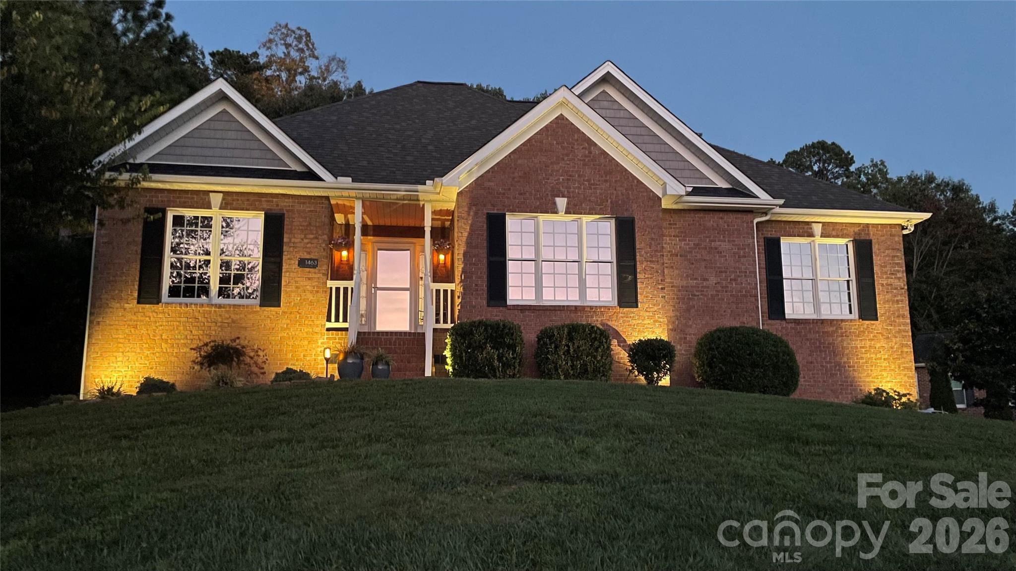 1463 Brookstone Drive Property Photo 1