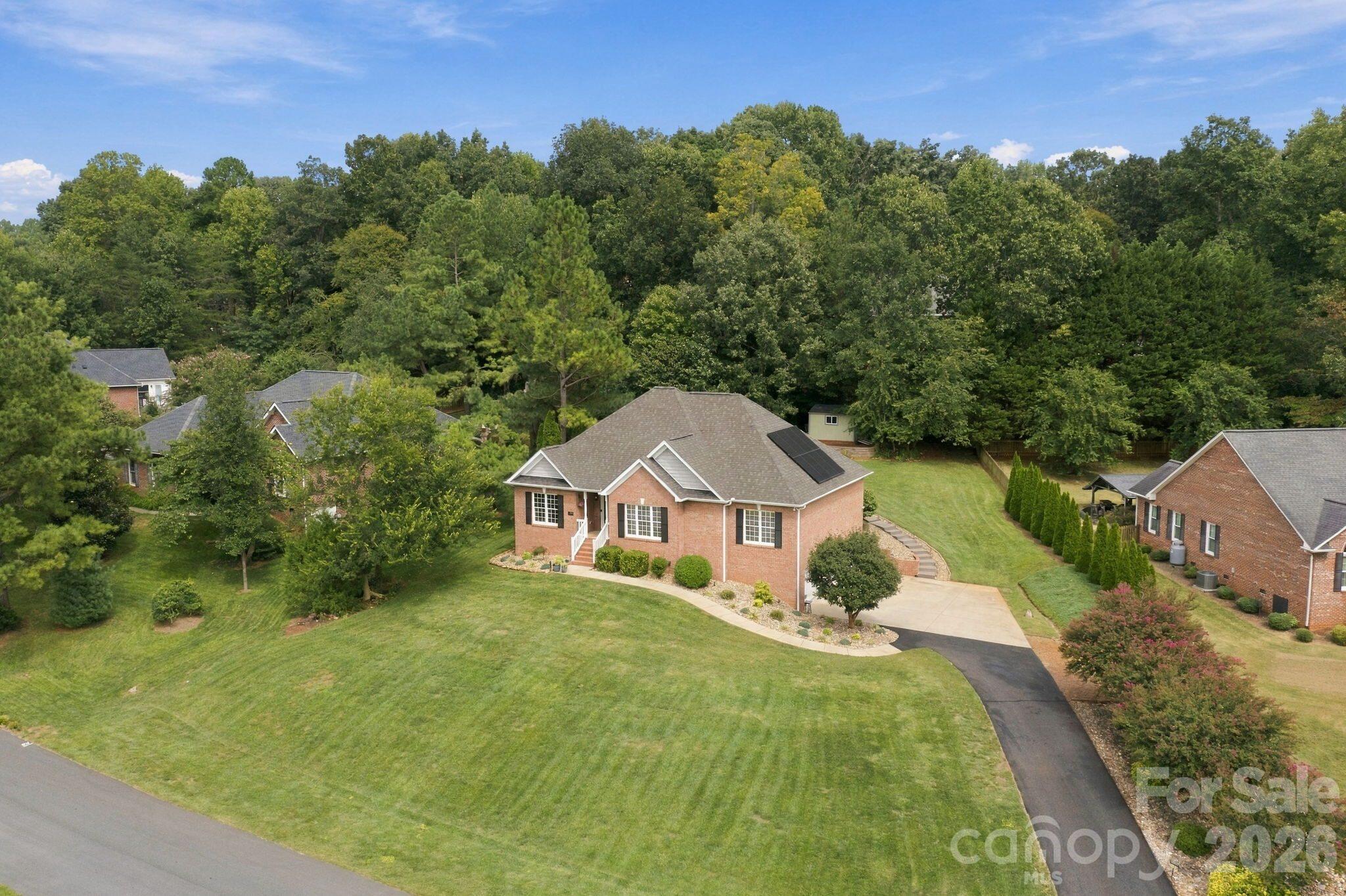 1463 Brookstone Drive Property Photo 39