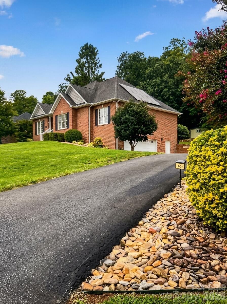 1463 Brookstone Drive Property Photo 48