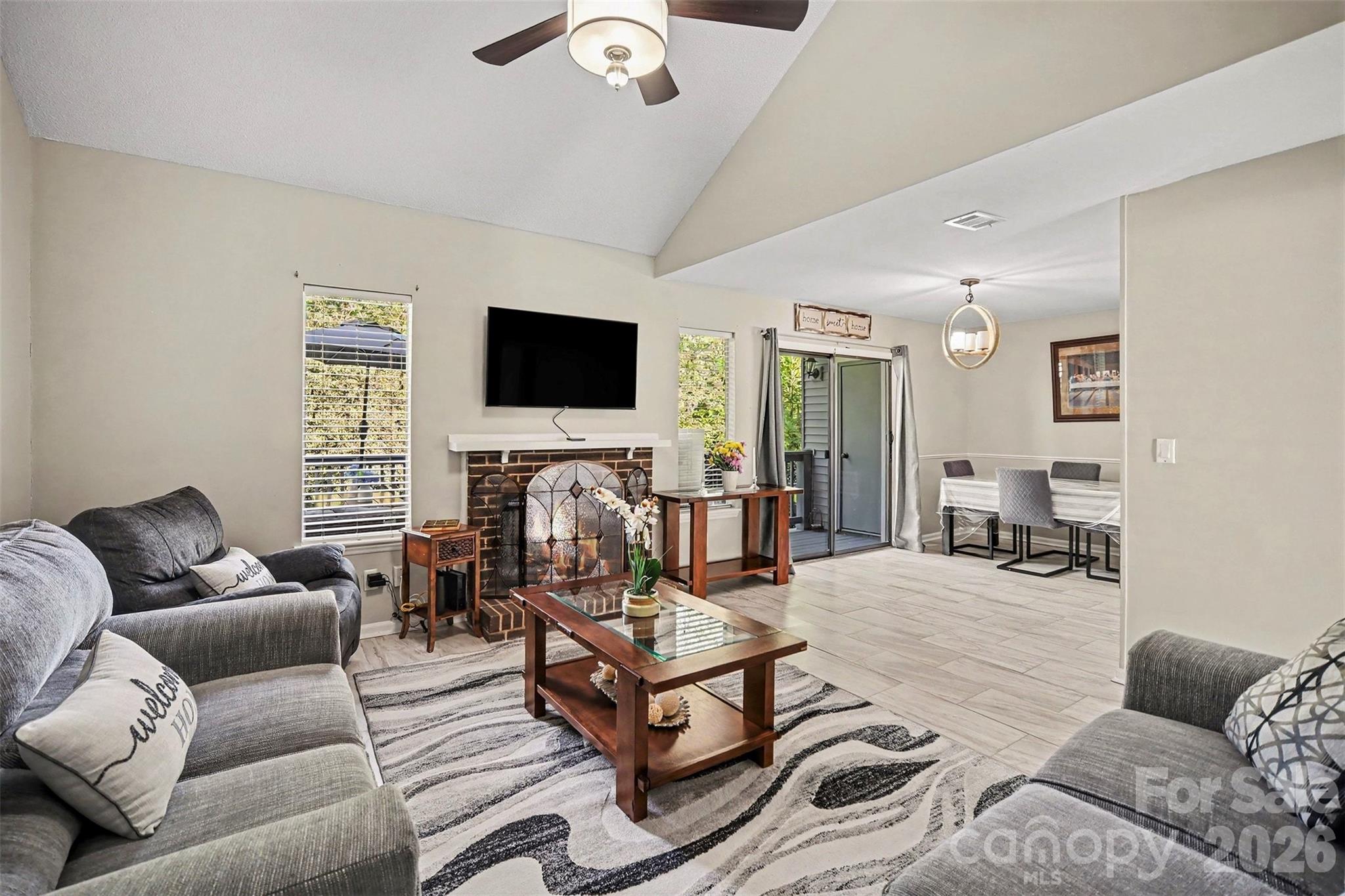 6612 Point Comfort Lane Property Photo 1
