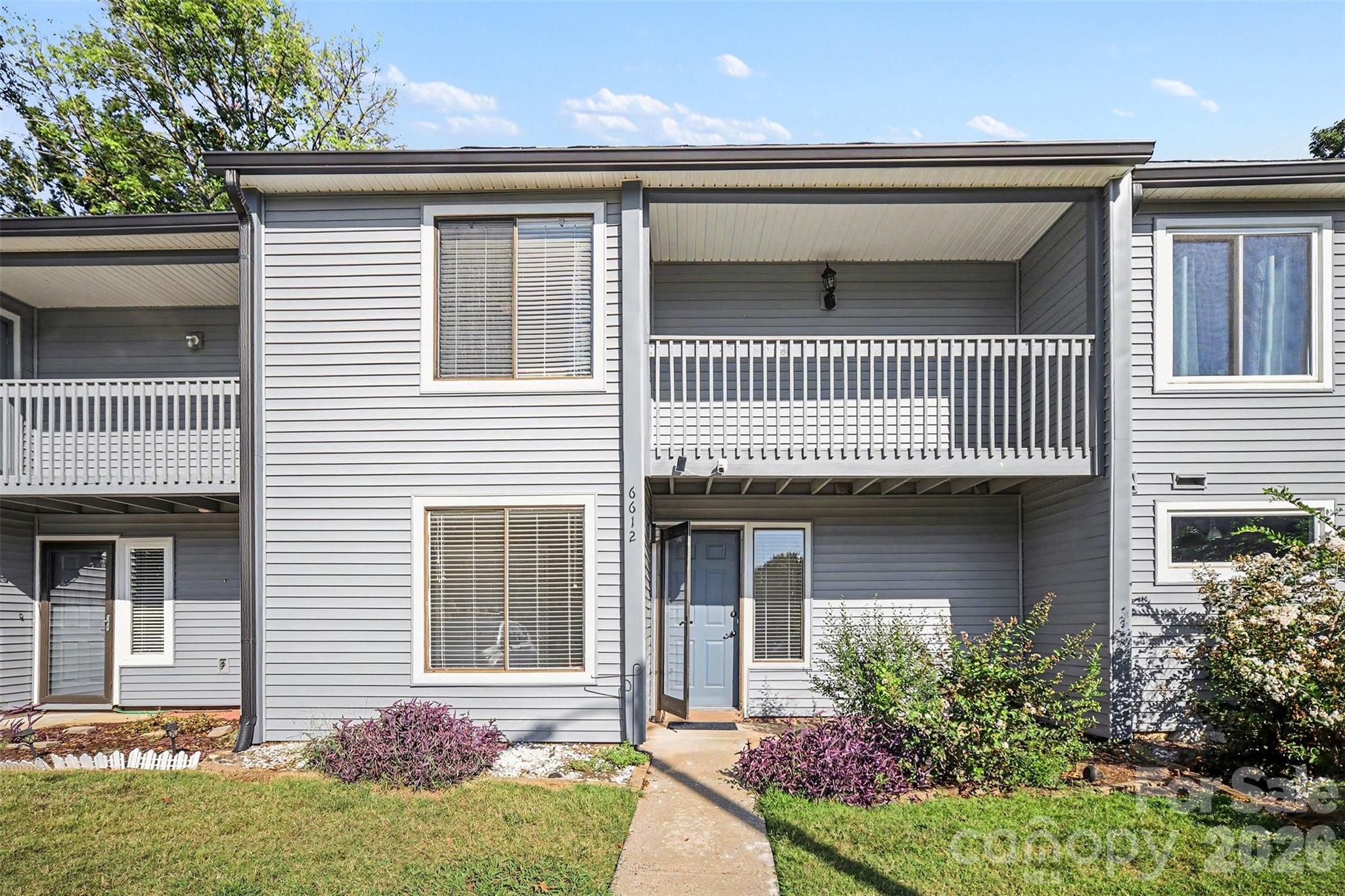 6612 Point Comfort Lane Property Photo 4