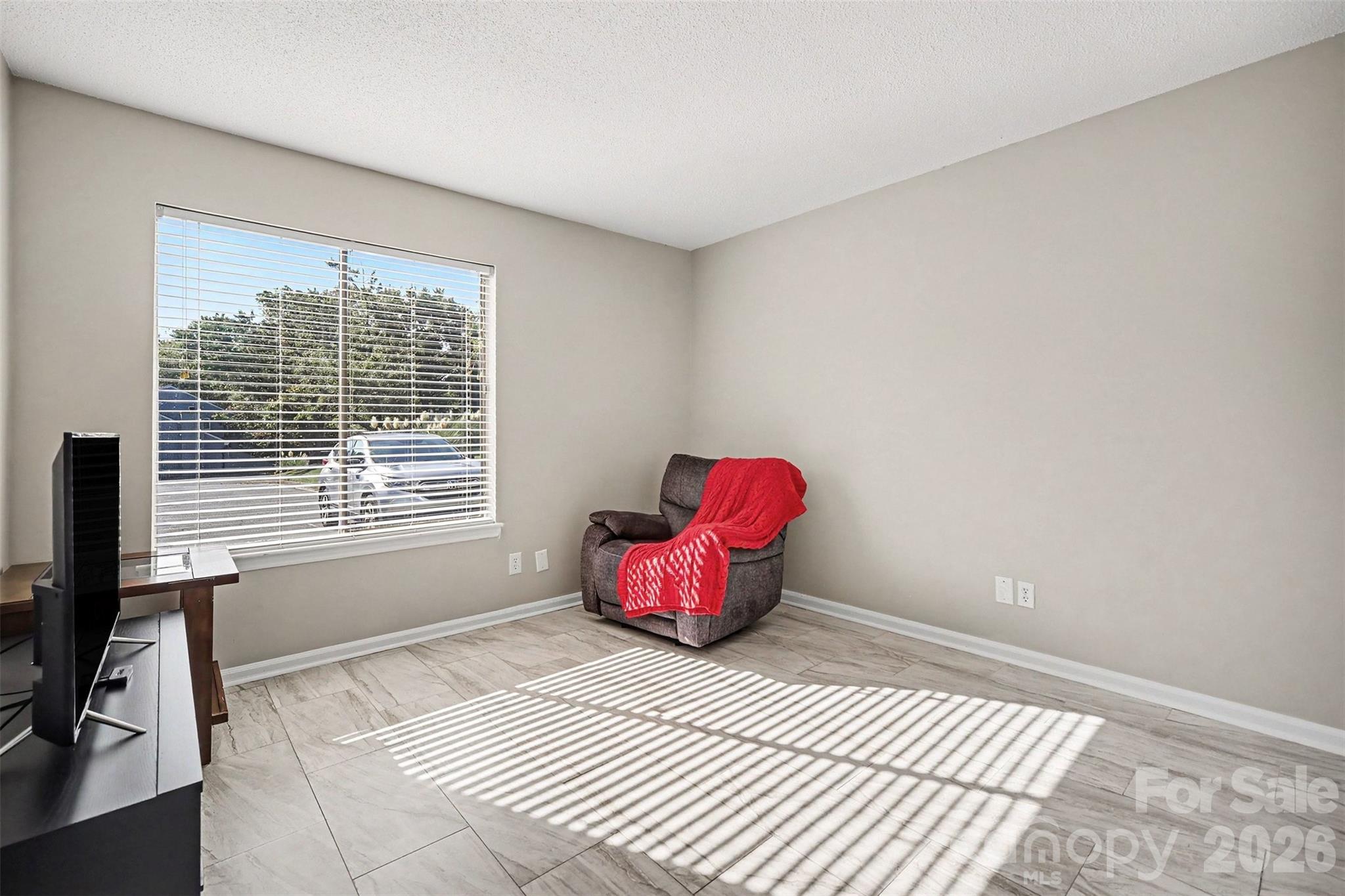 6612 Point Comfort Lane Property Photo 18