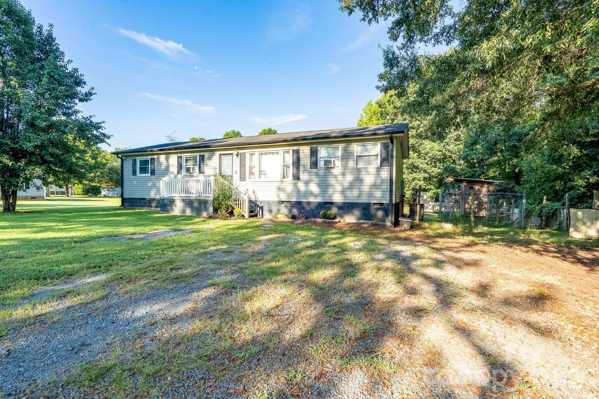 106 Courtney Lane Property Photo 1