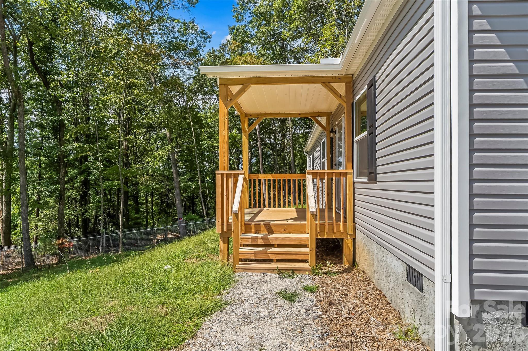 179 Ada Way Property Photo 2