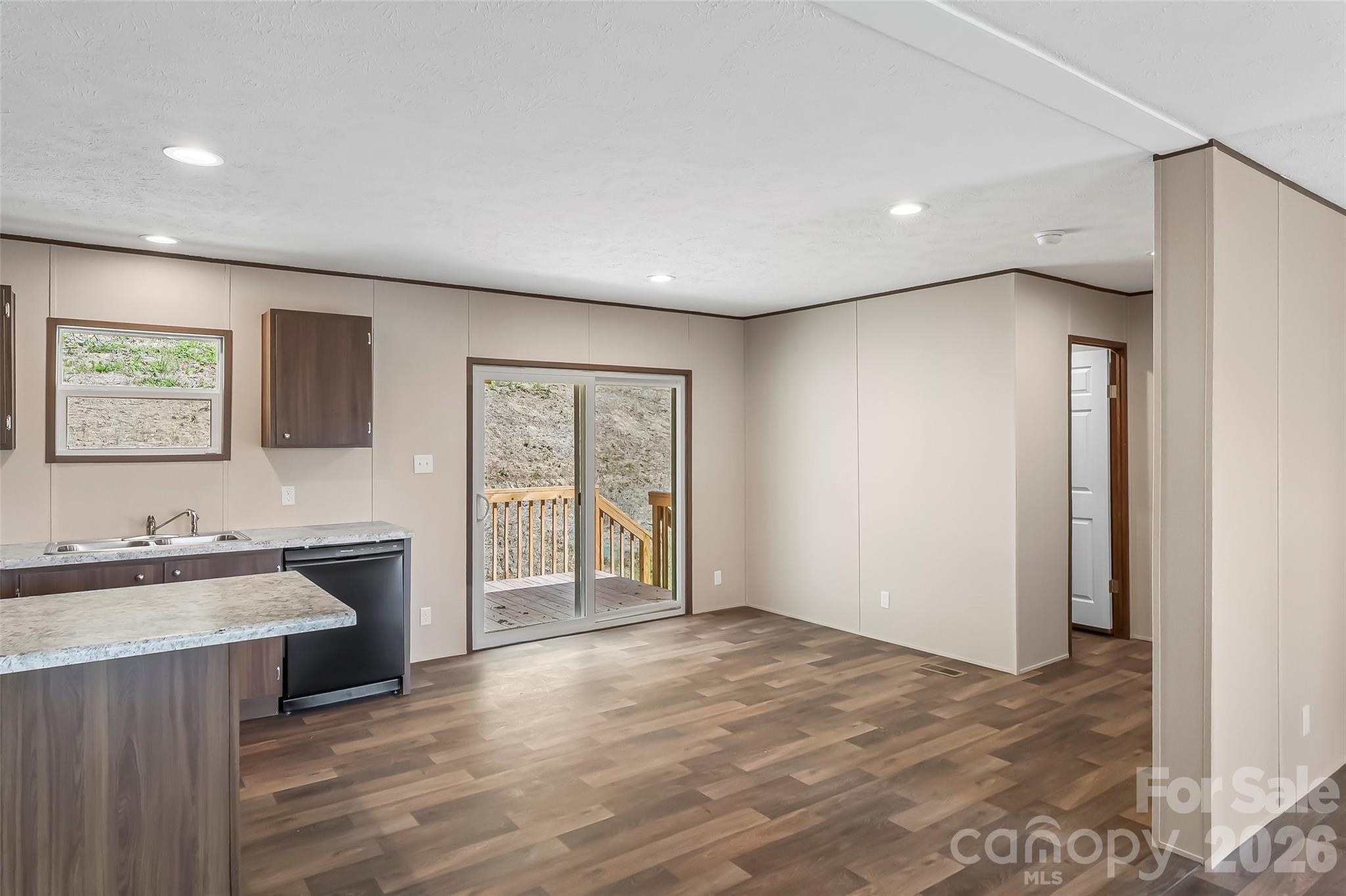 179 Ada Way Property Photo 11