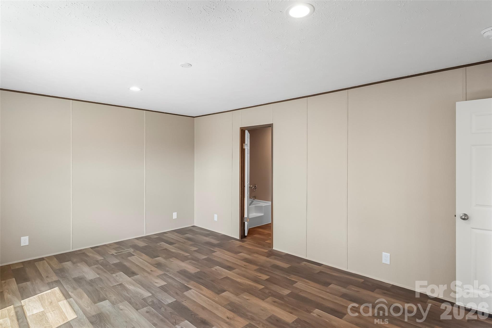 179 Ada Way Property Photo 18