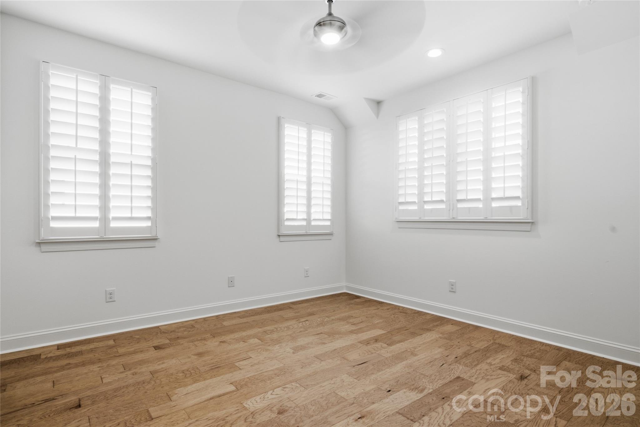 6068 Holden Court Property Photo 24